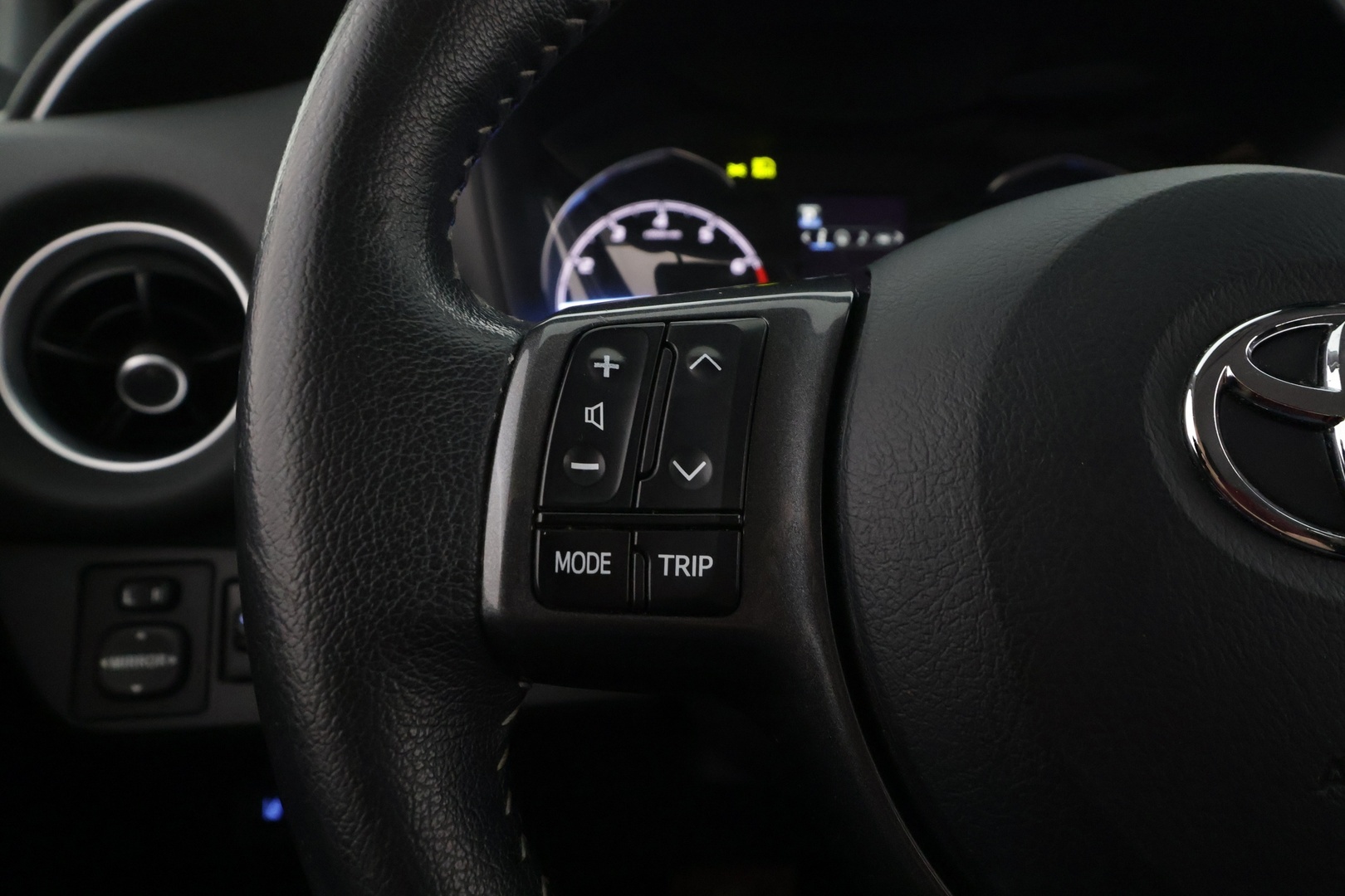 TOYOTA Yaris 2020