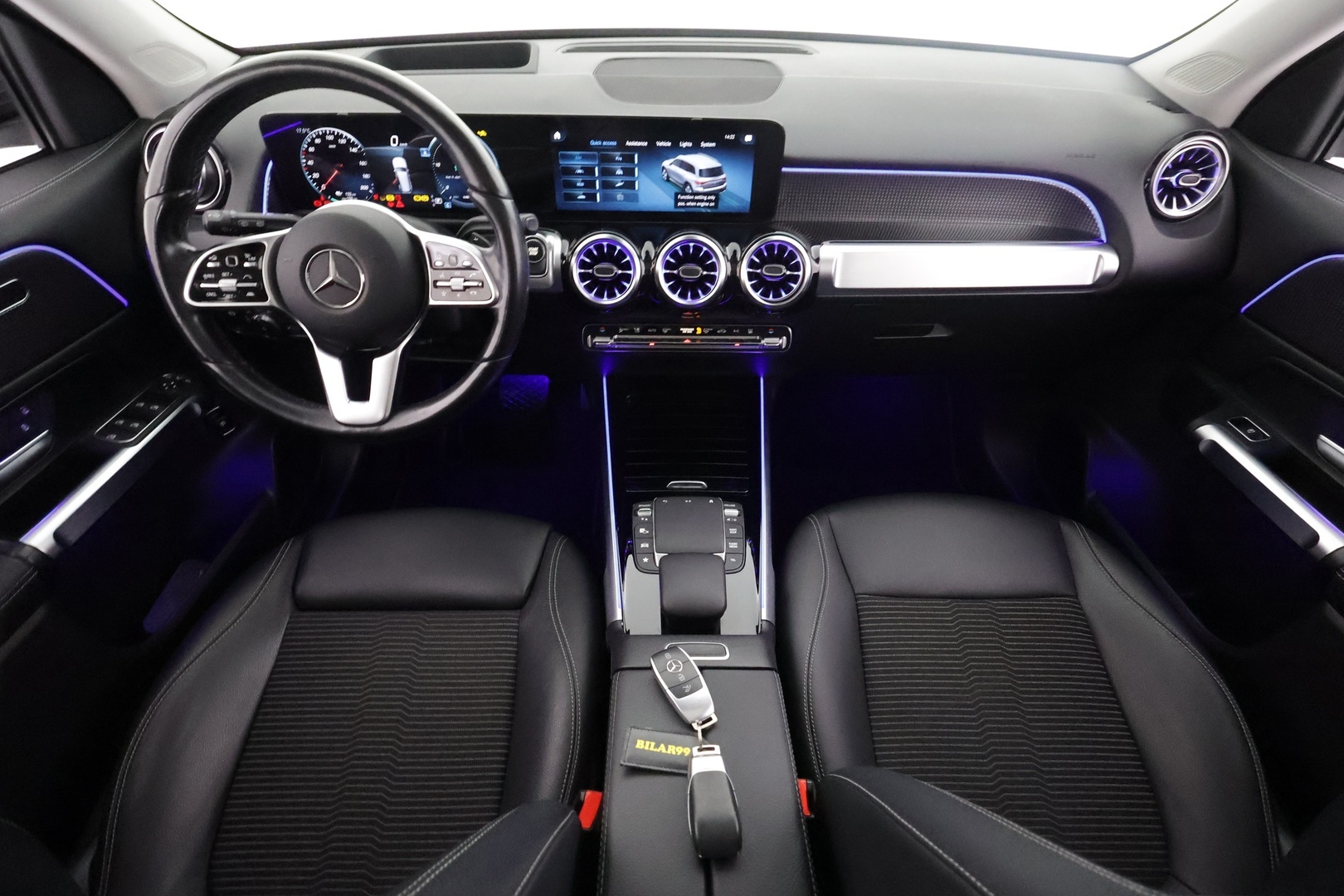 MERCEDES-BENZ EQB 2023