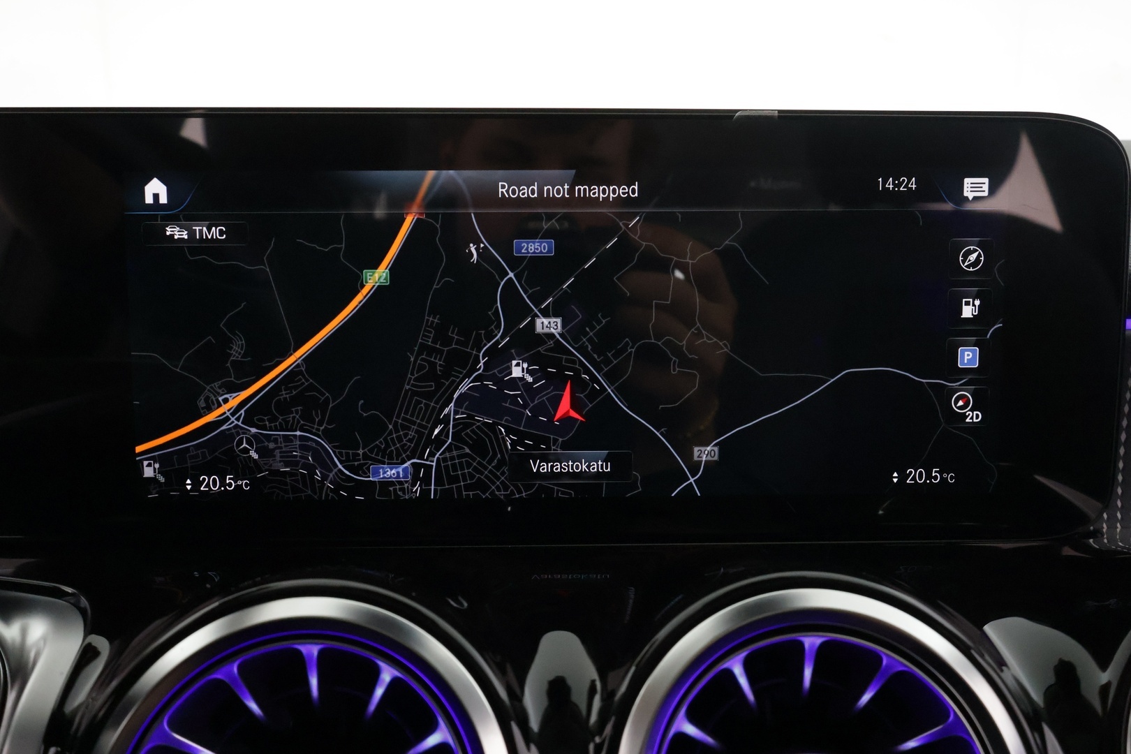 MERCEDES-BENZ EQB 2023
