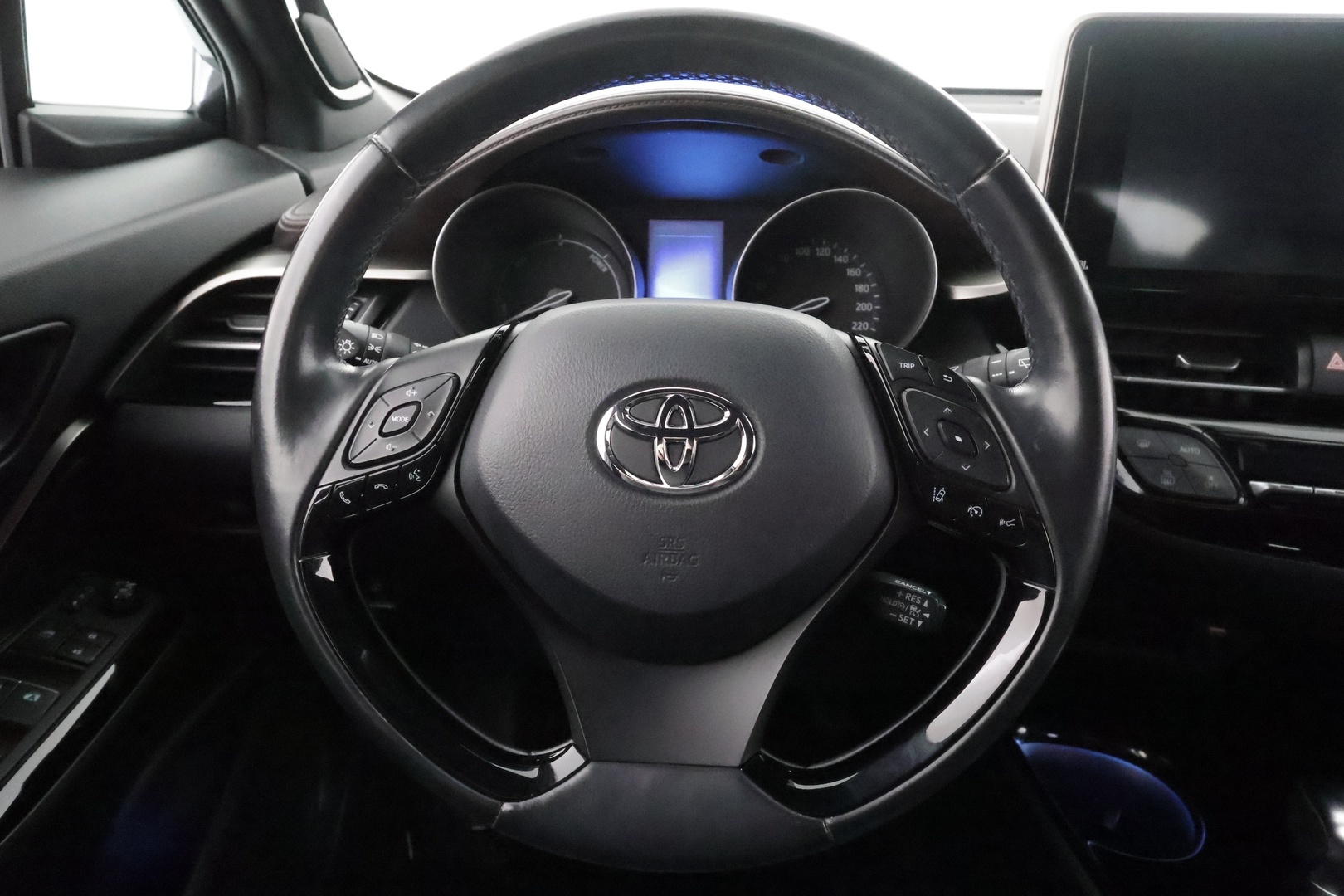 TOYOTA C-HR 2018