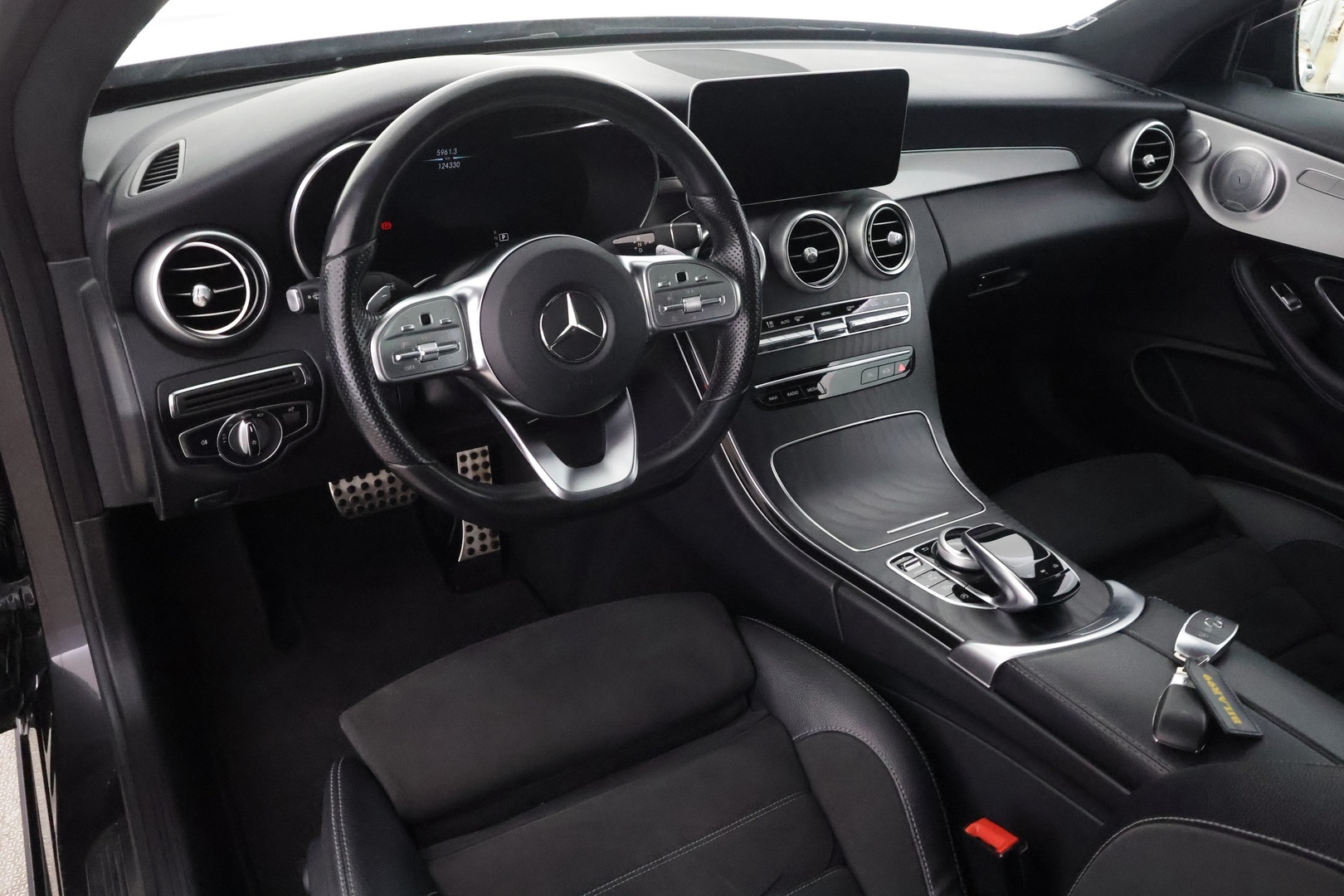 MERCEDES-BENZ C 2019