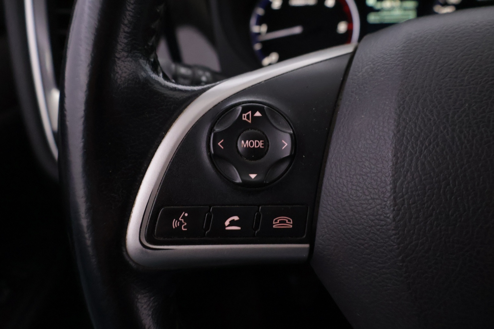 MITSUBISHI Outlander 2014