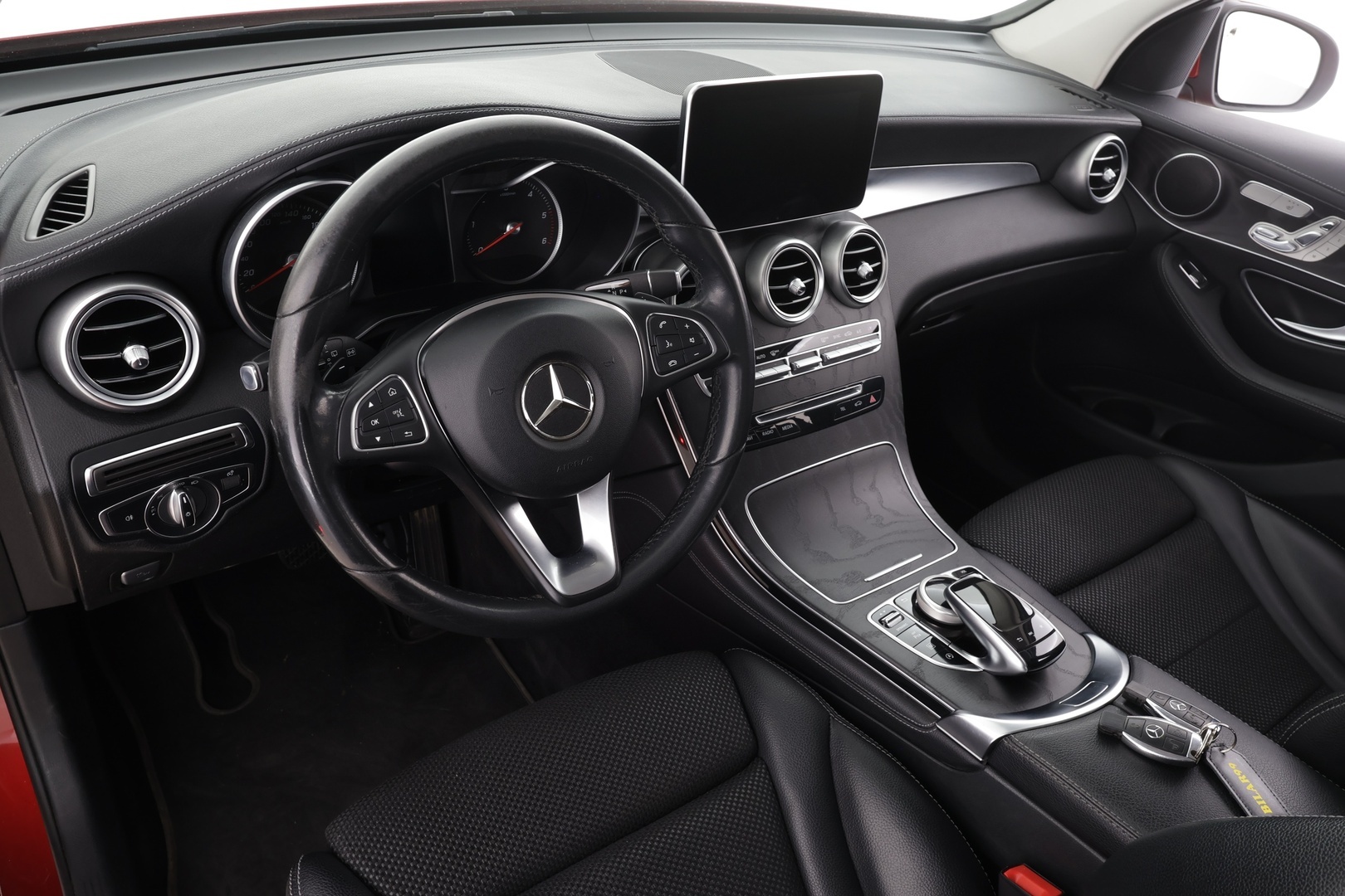 MERCEDES-BENZ GLC 2018