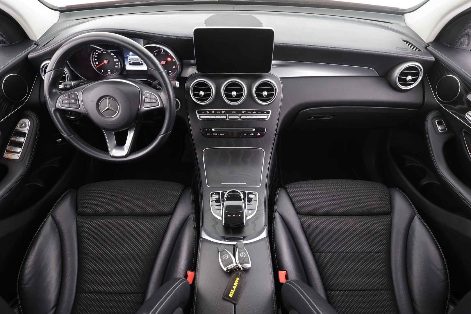 MERCEDES-BENZ GLC 2018