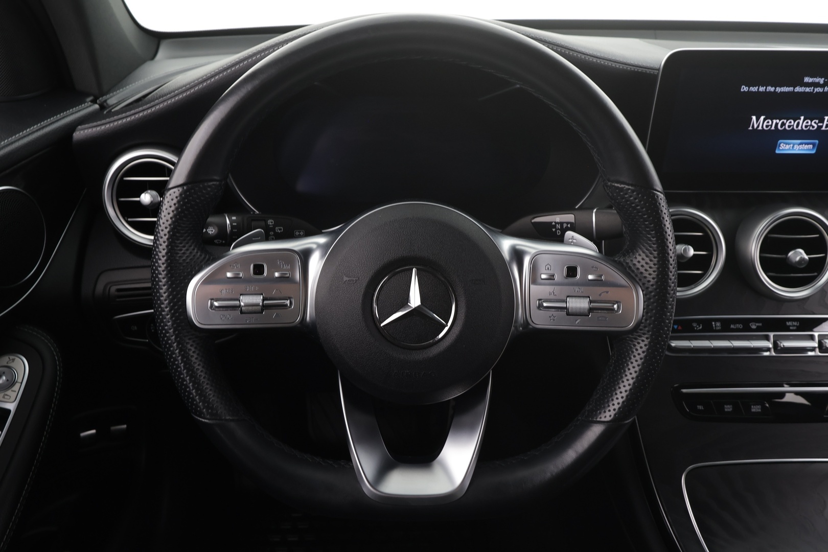 MERCEDES-BENZ GLC 2022