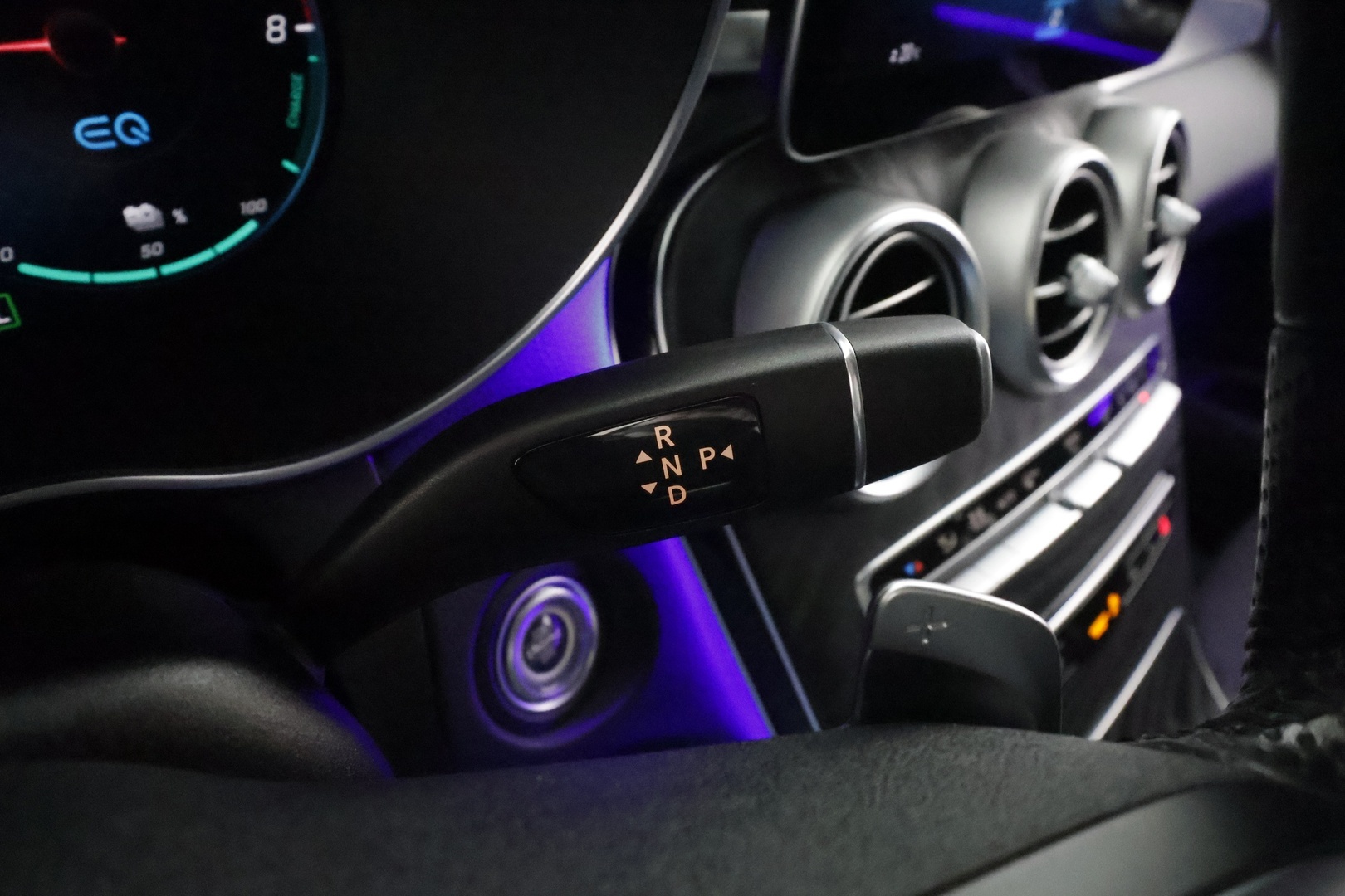 MERCEDES-BENZ GLC 2022