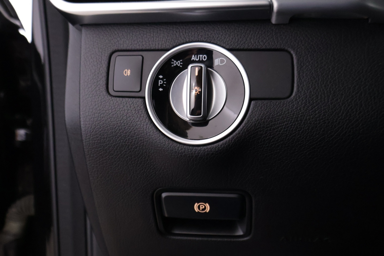 MERCEDES-BENZ GLE 2016