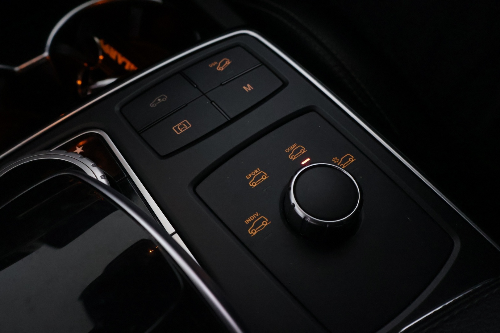 MERCEDES-BENZ GLE 2016