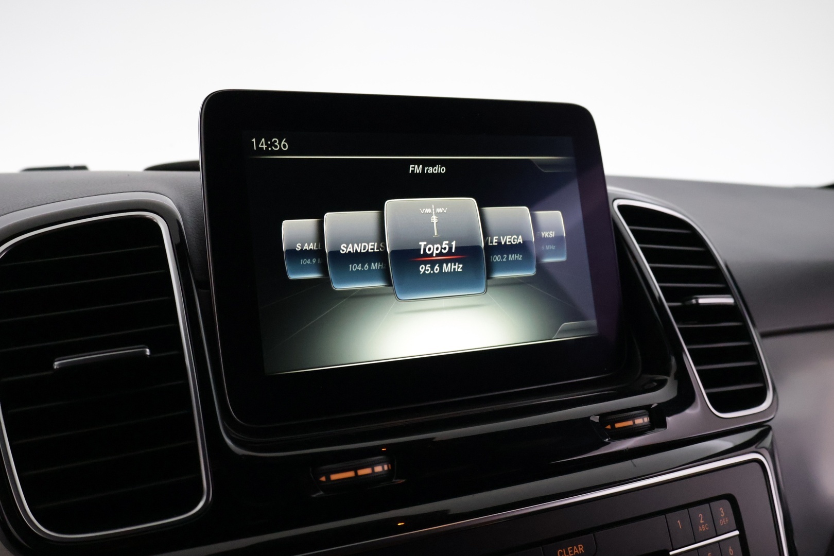 MERCEDES-BENZ GLE 2016
