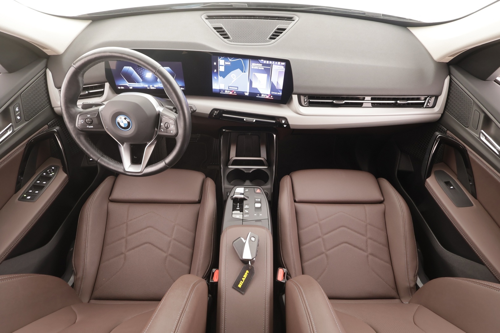 BMW iX1 2023