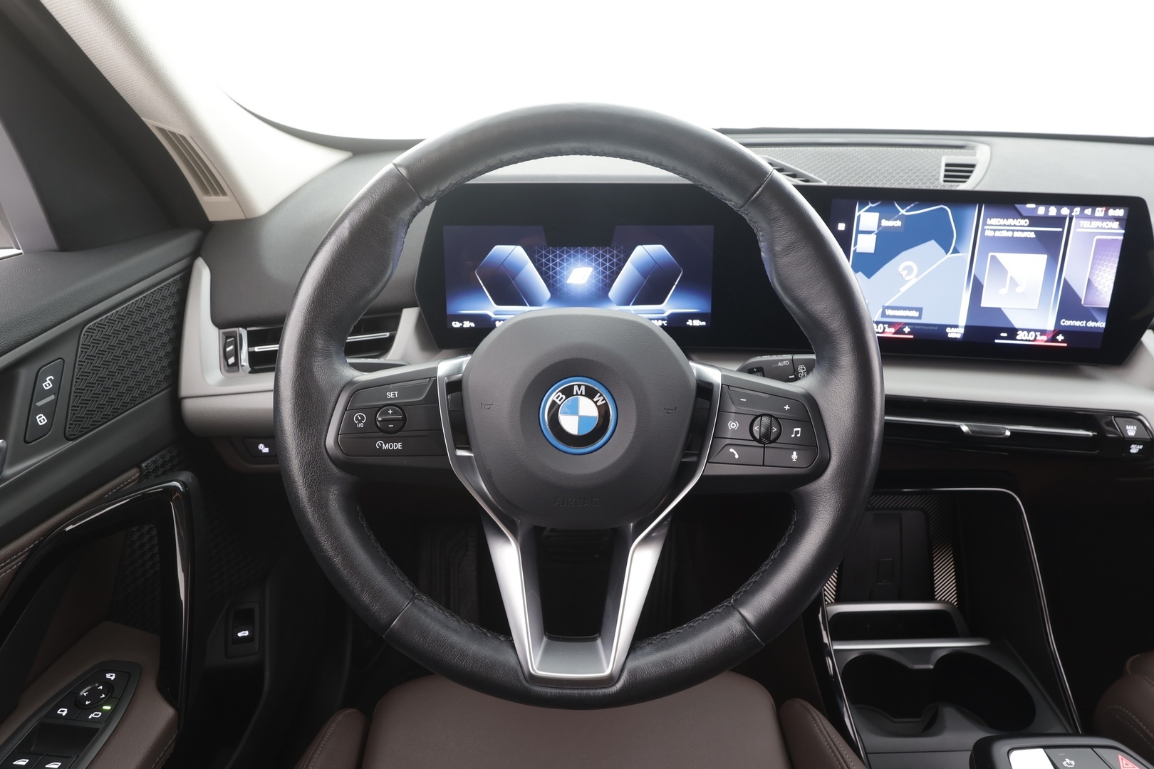 BMW iX1 2023