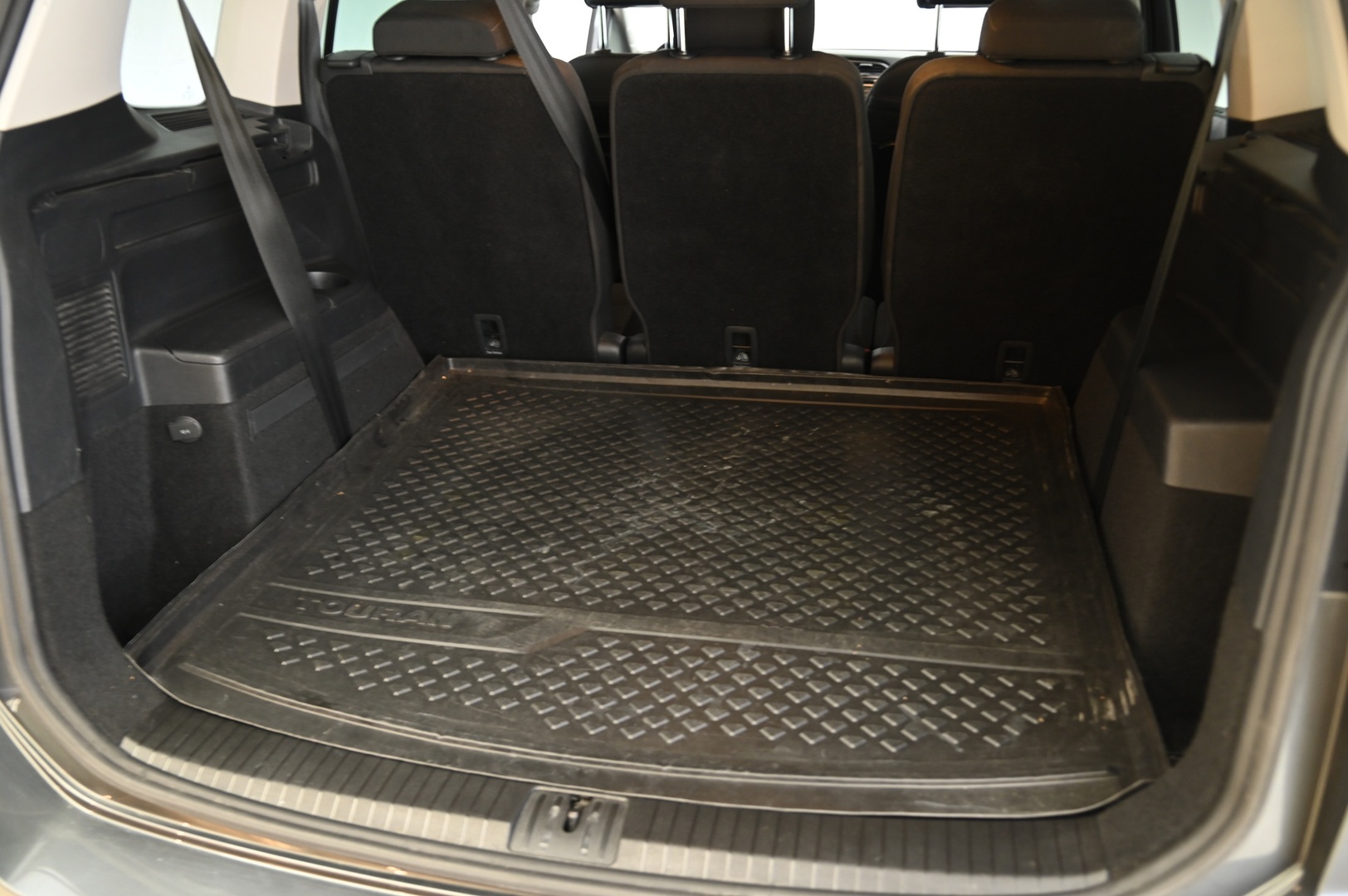 VOLKSWAGEN TOURAN 2017