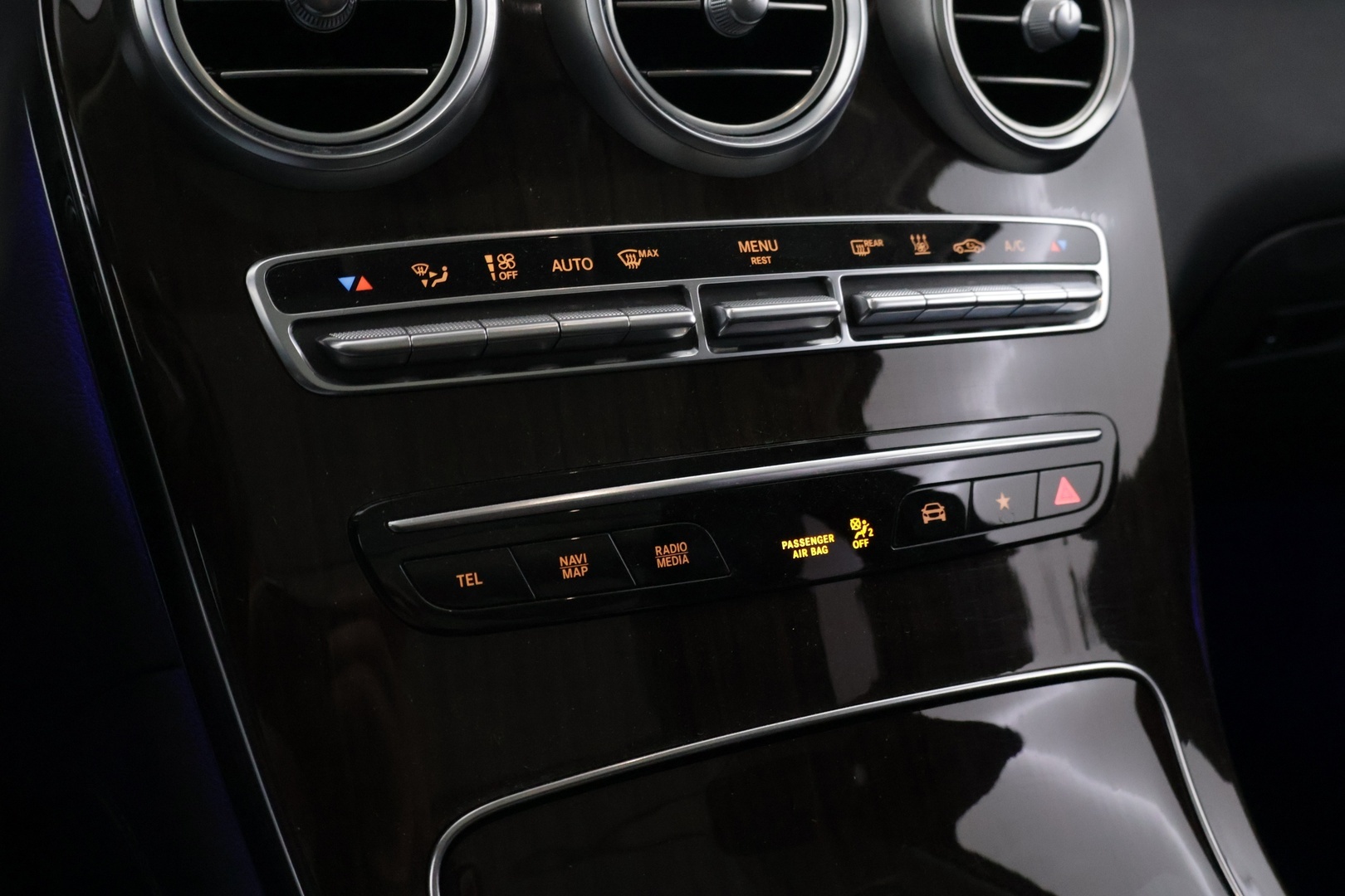 MERCEDES-BENZ GLC 2020