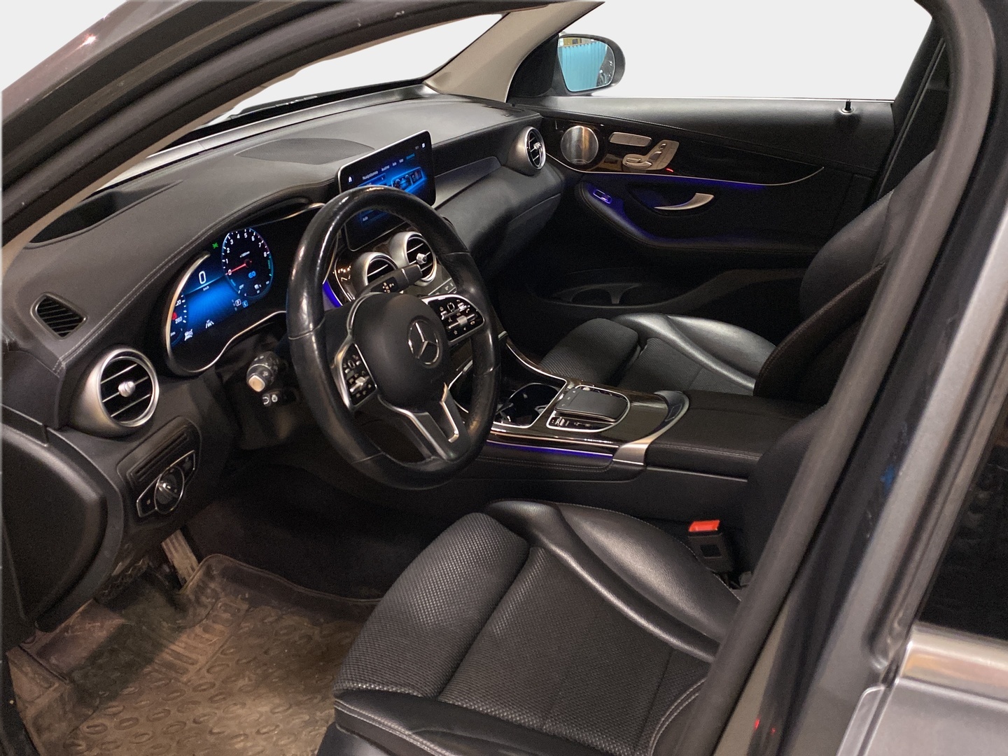 MERCEDES-BENZ GLC 2020