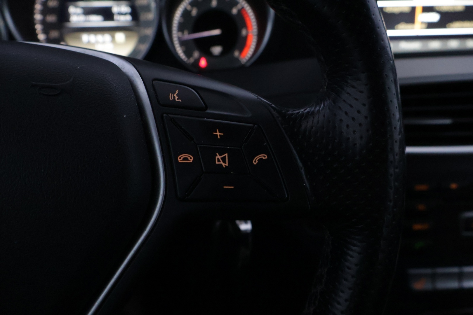 MERCEDES-BENZ C 2011