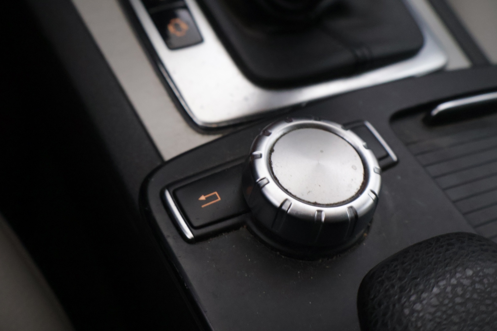 MERCEDES-BENZ C 2012