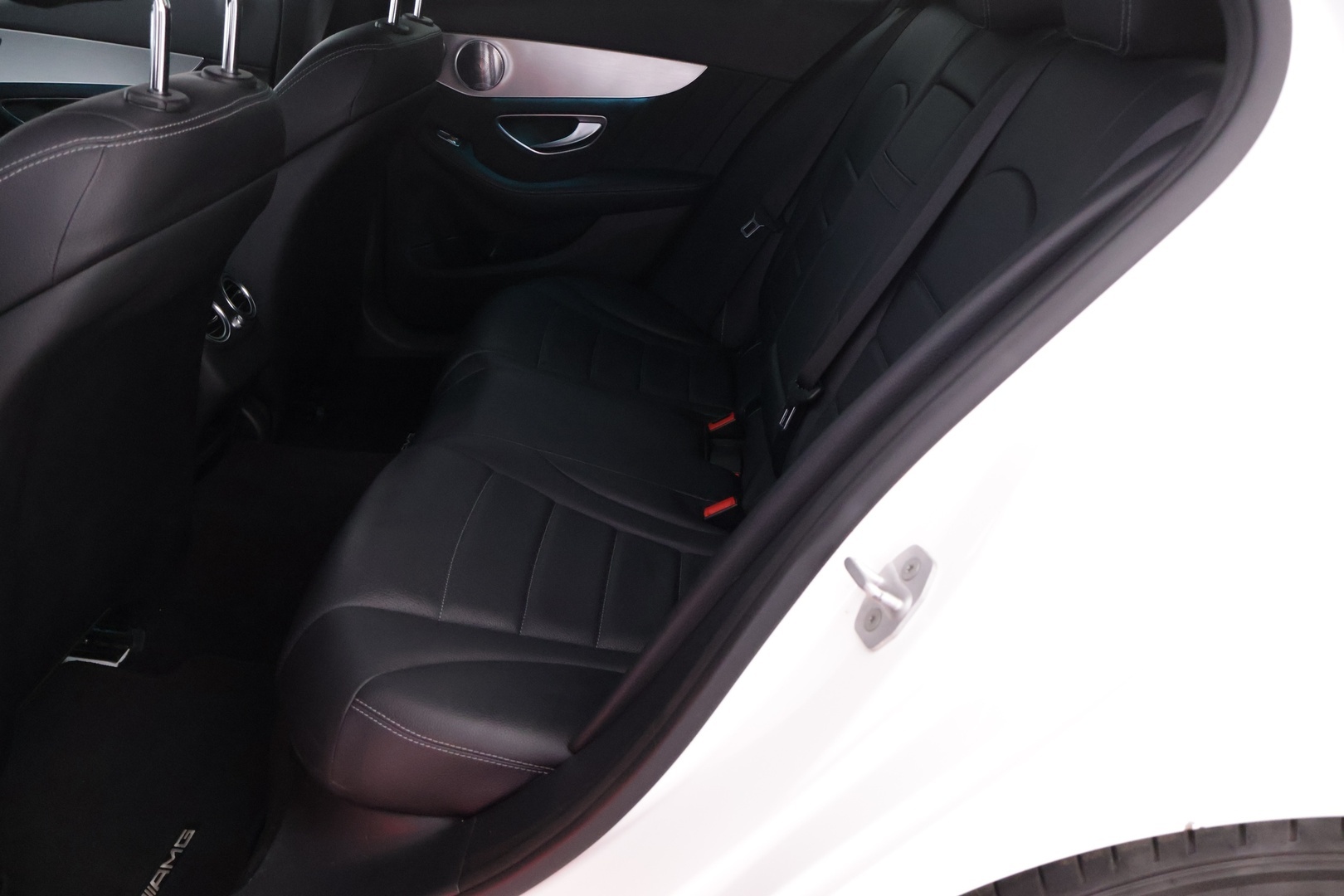 MERCEDES-BENZ C 2016