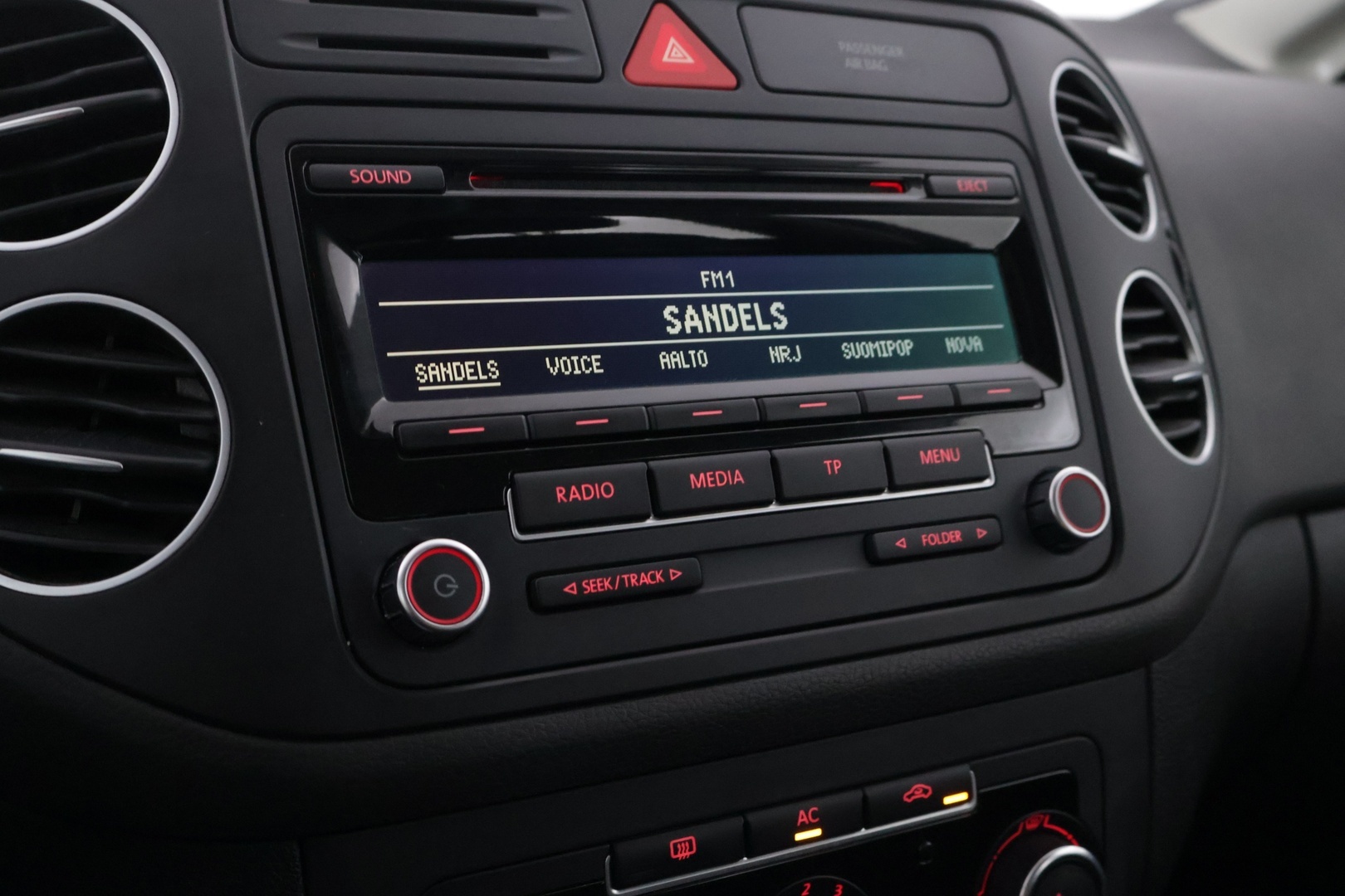 VOLKSWAGEN Golf Plus 2012