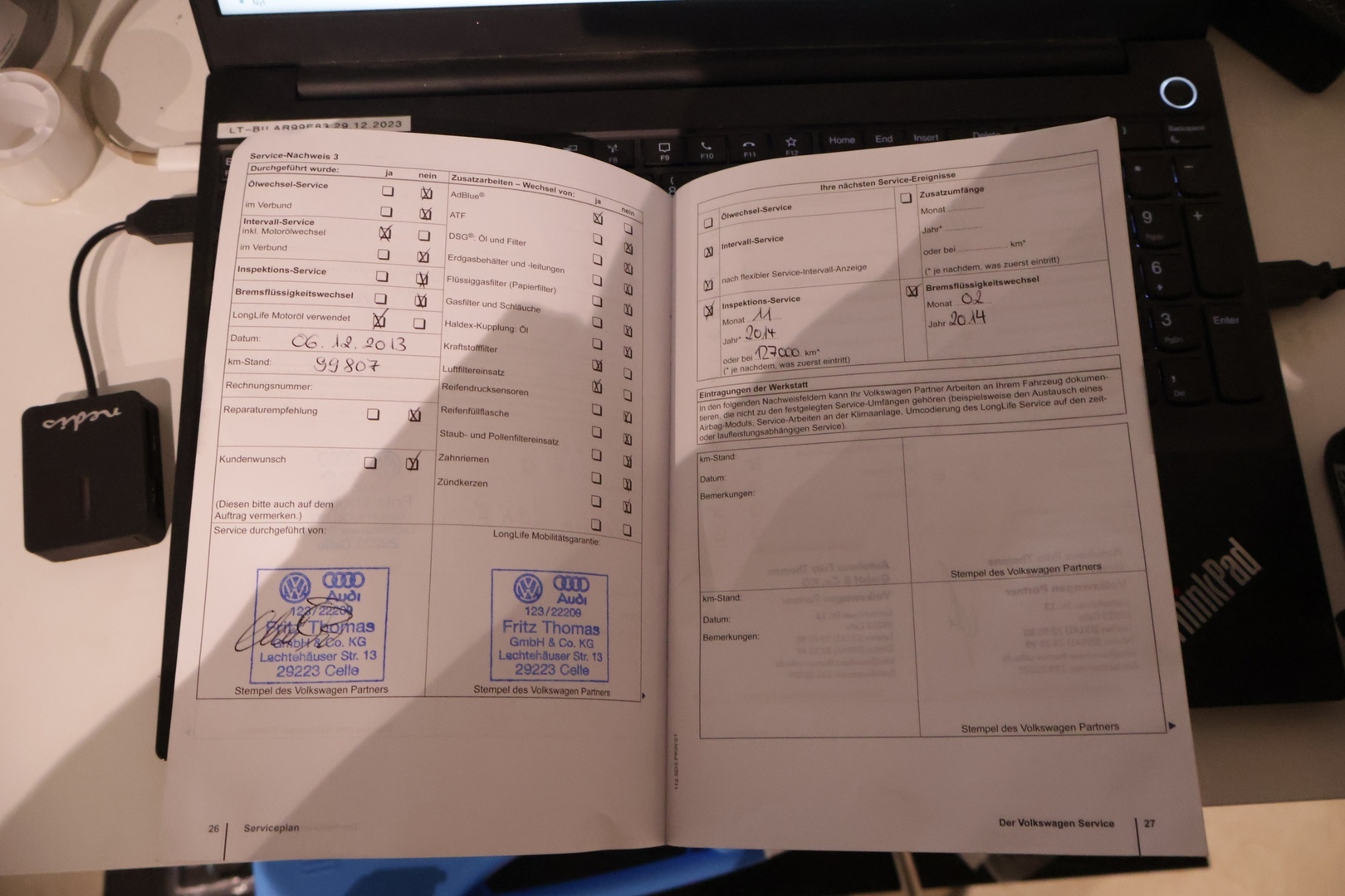 VOLKSWAGEN Passat 2011