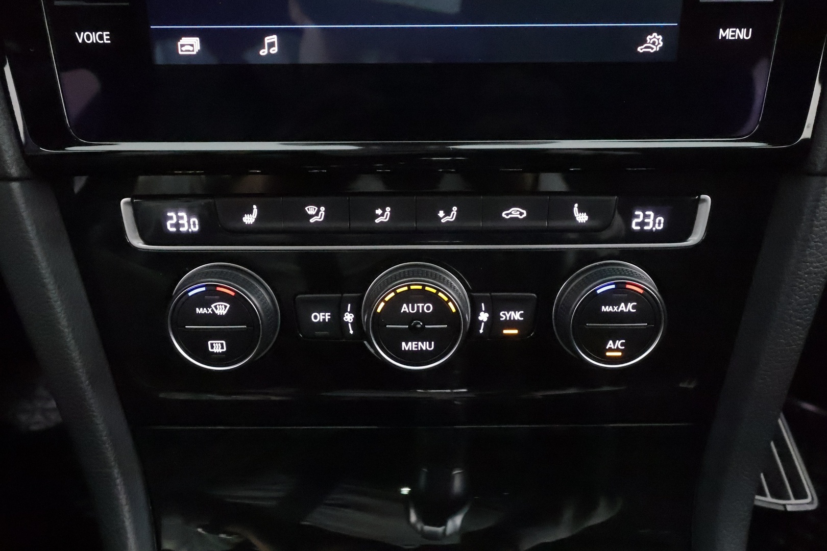 VOLKSWAGEN Golf 2018