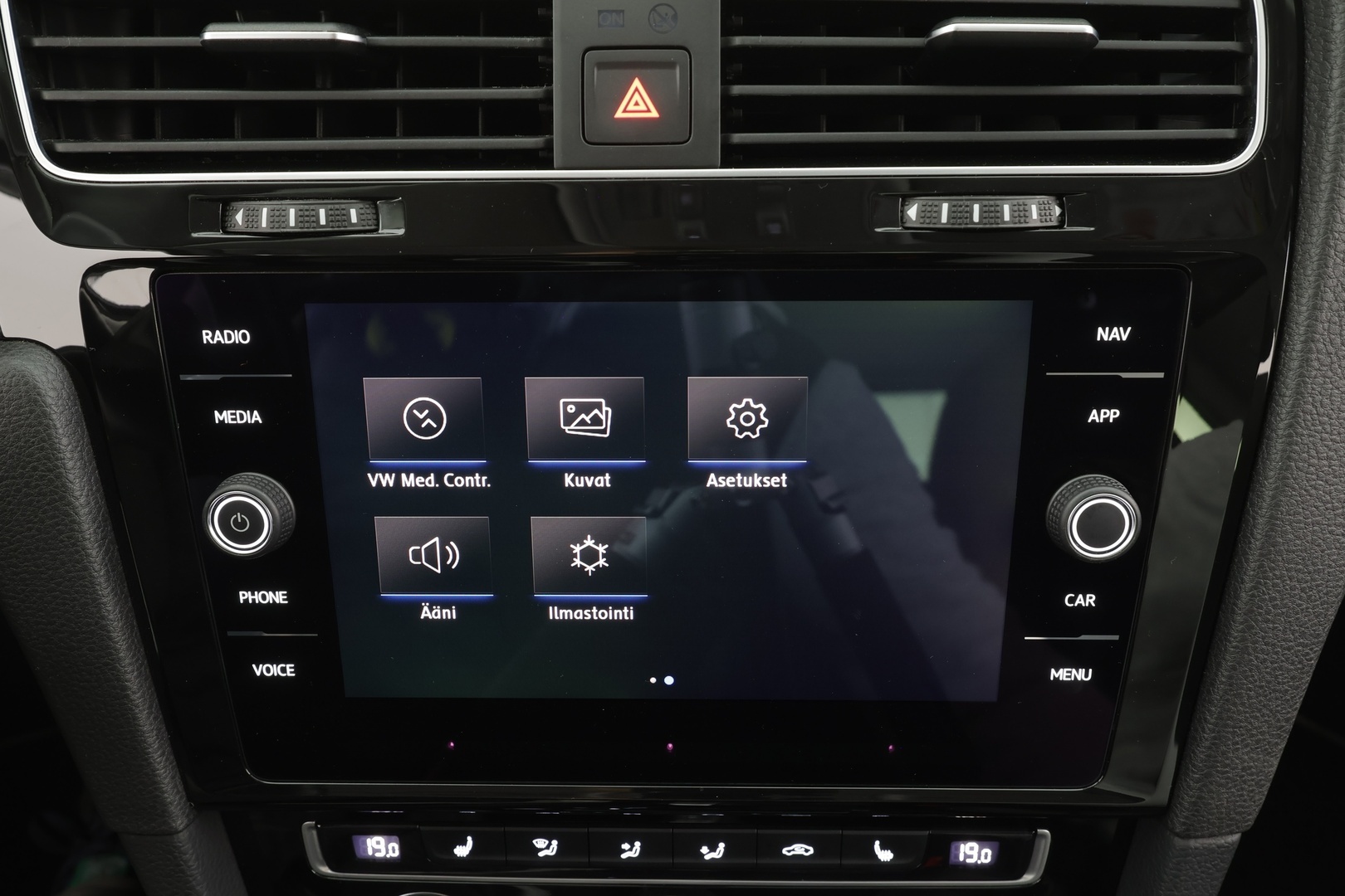 VOLKSWAGEN Golf 2019