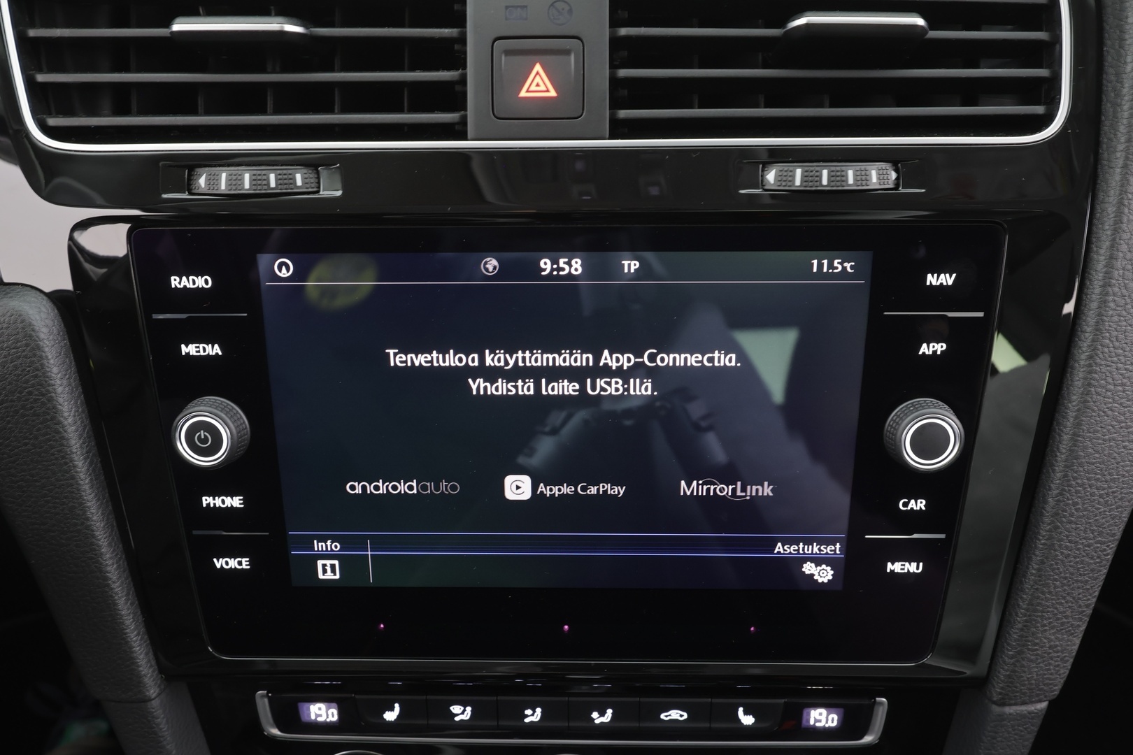 VOLKSWAGEN Golf 2019