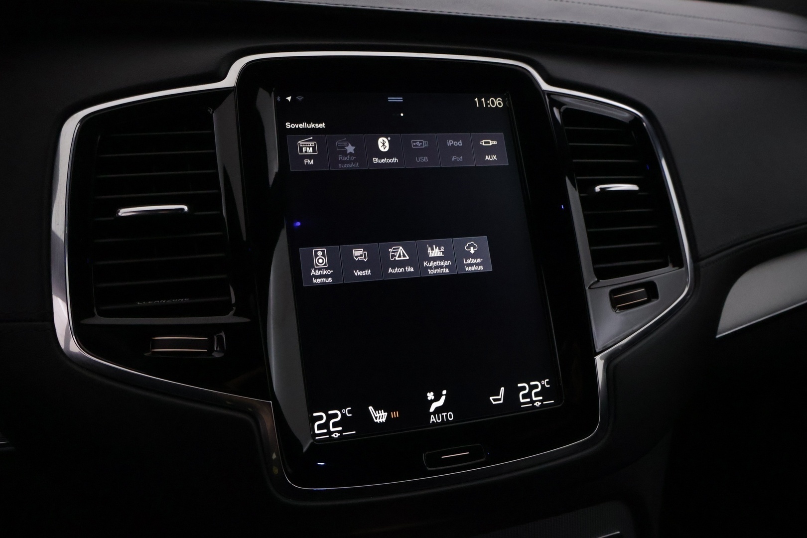 VOLVO XC90 2016