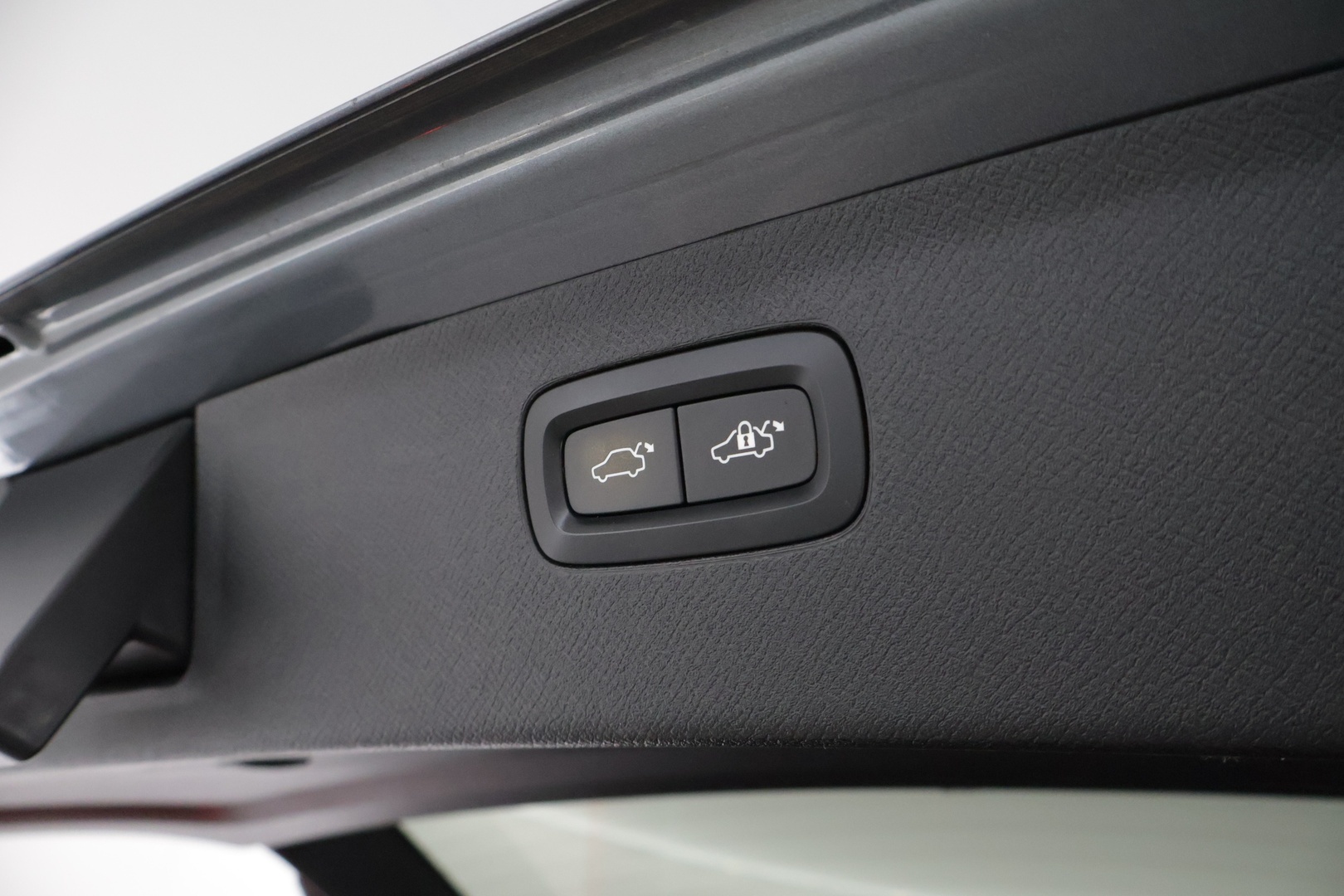 VOLVO XC90 2016