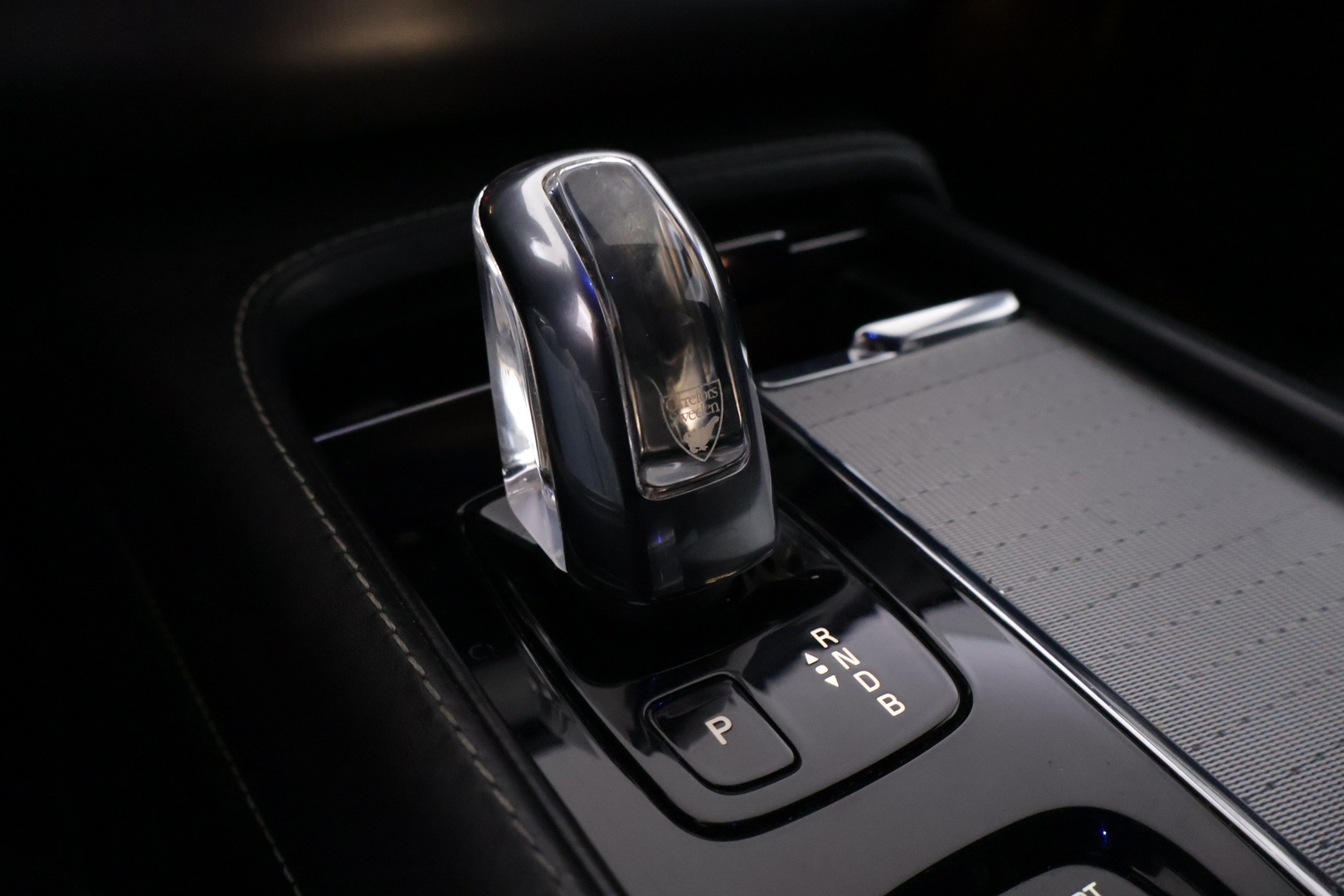 VOLVO XC90 2016