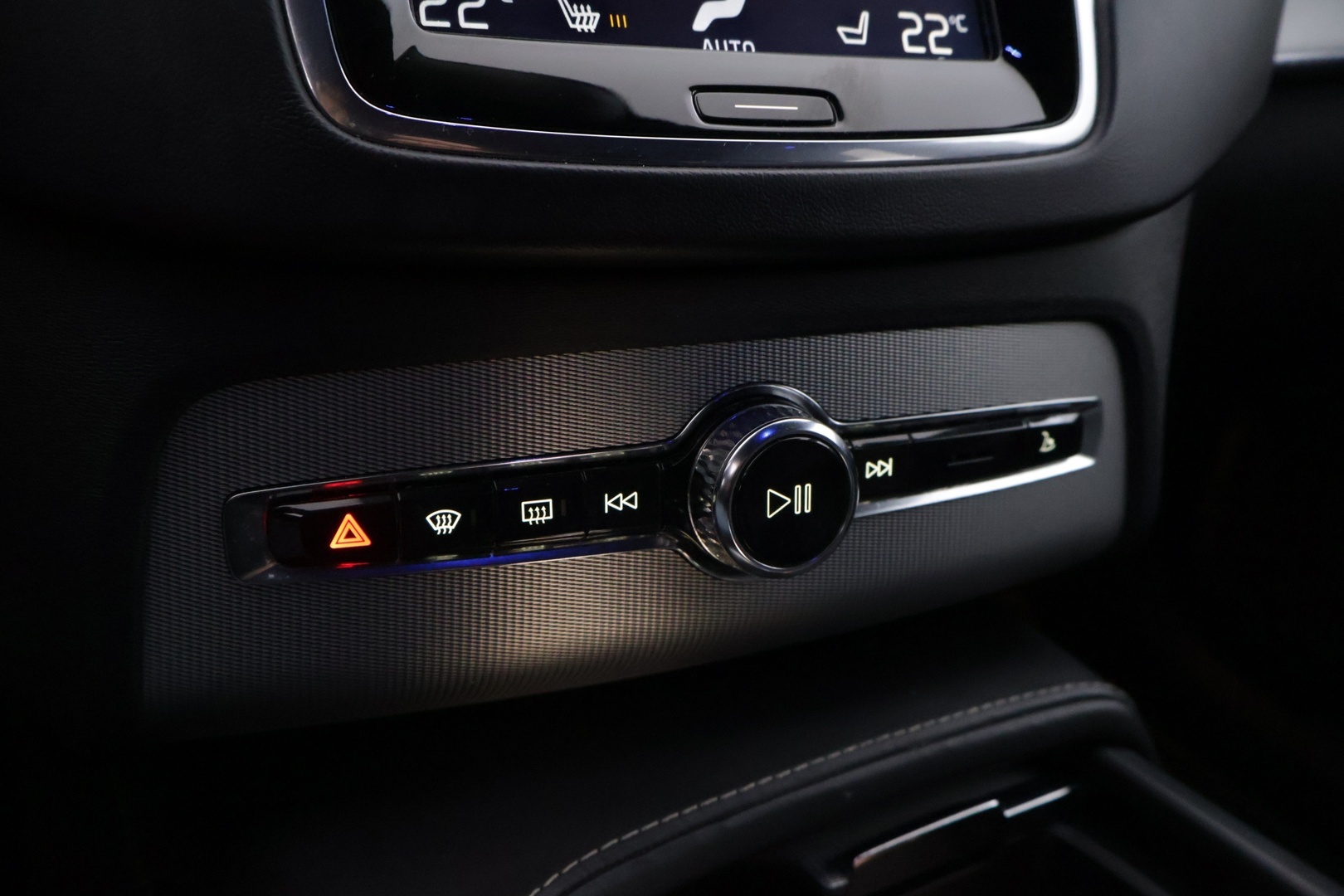 VOLVO XC90 2016