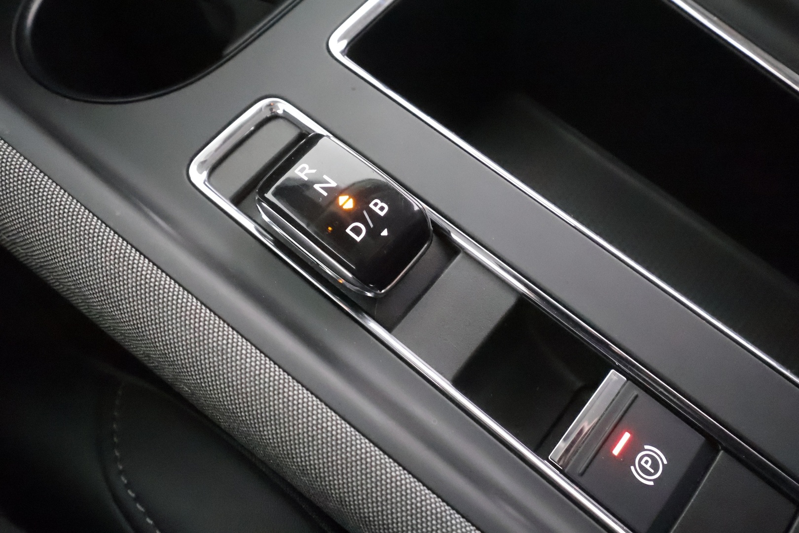 SKODA Enyaq 2023