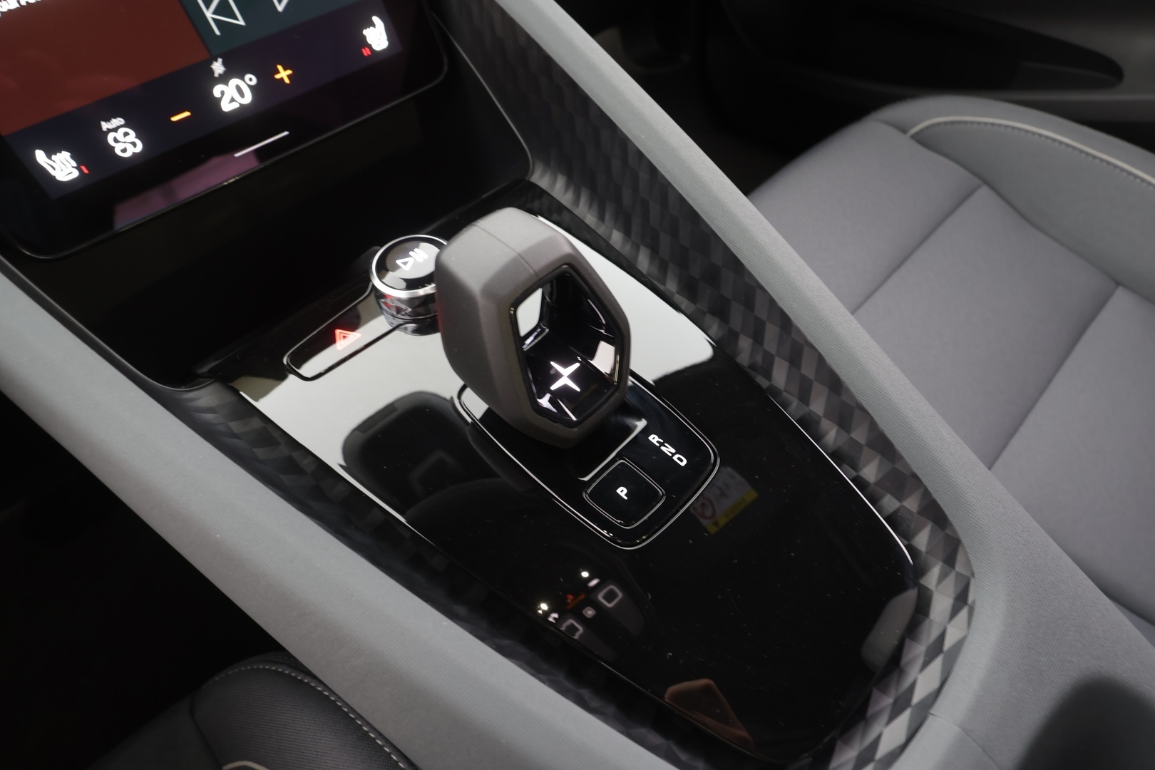 POLESTAR 2 2023