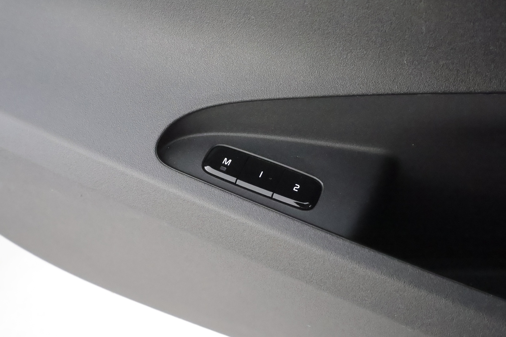 POLESTAR 2 2023