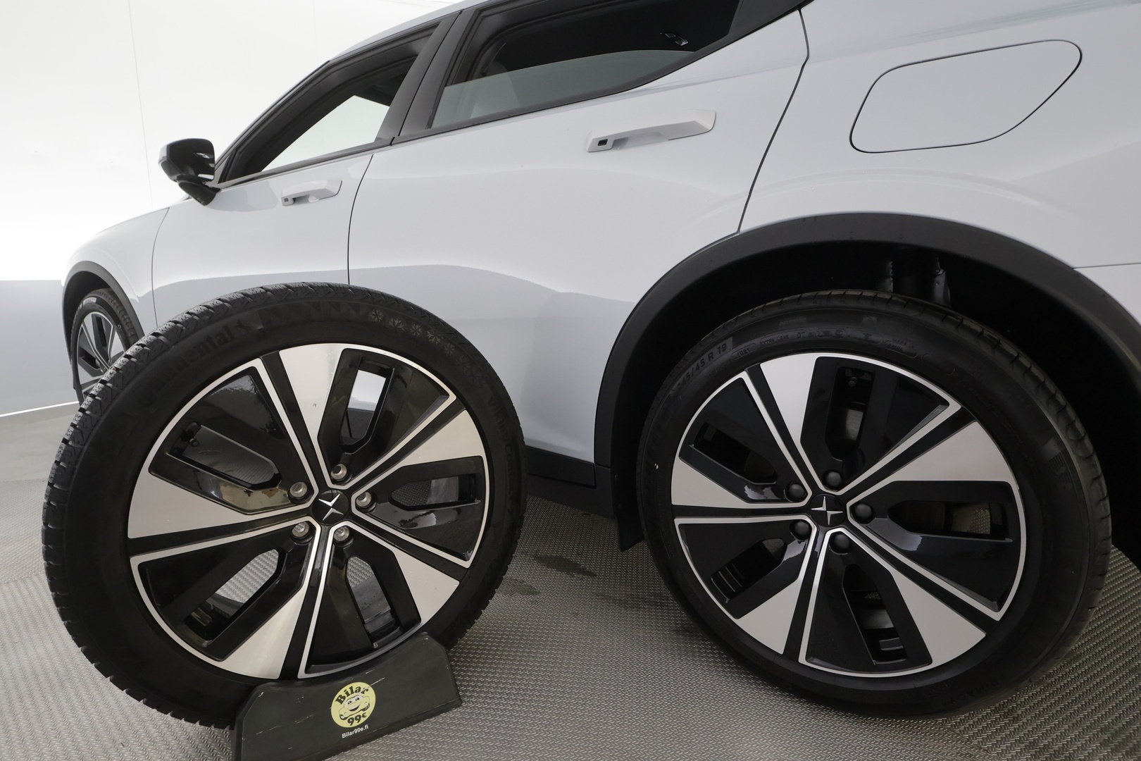 POLESTAR 2 2023