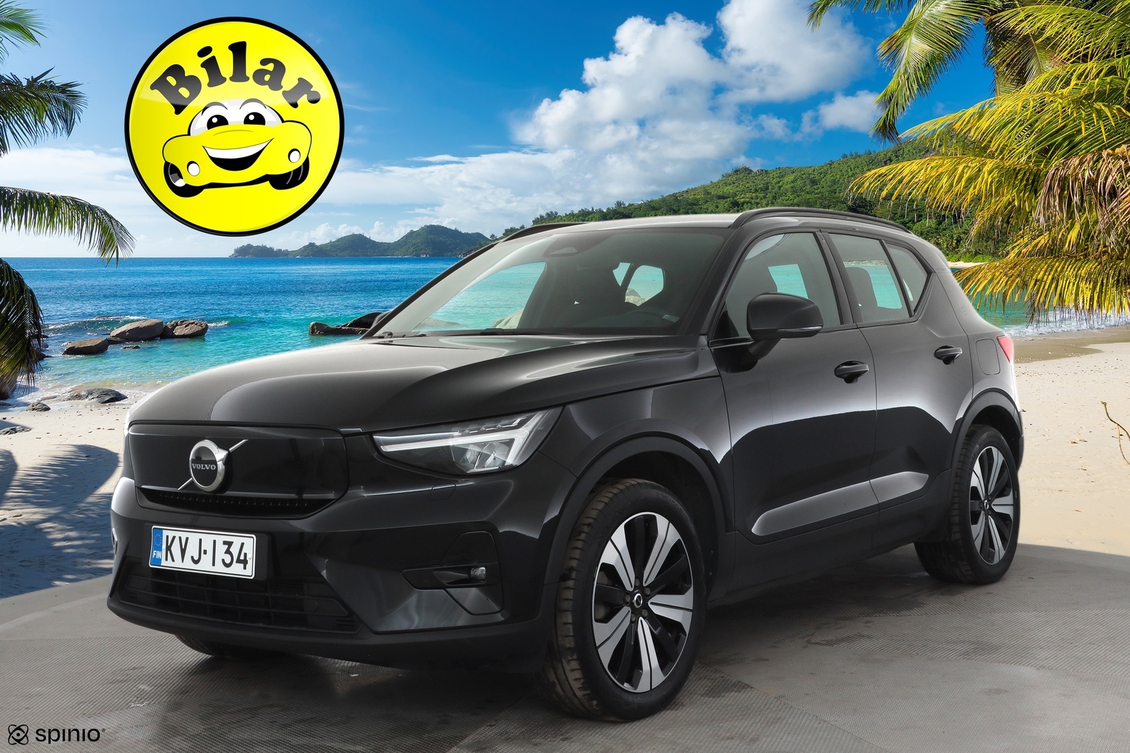 VOLVO XC40 2023