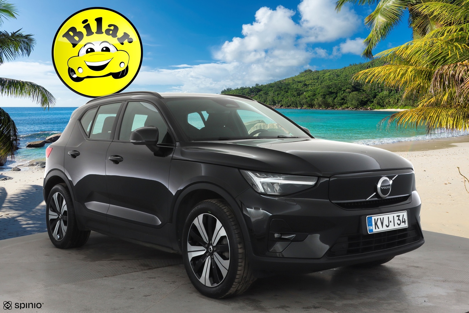 VOLVO XC40 2023