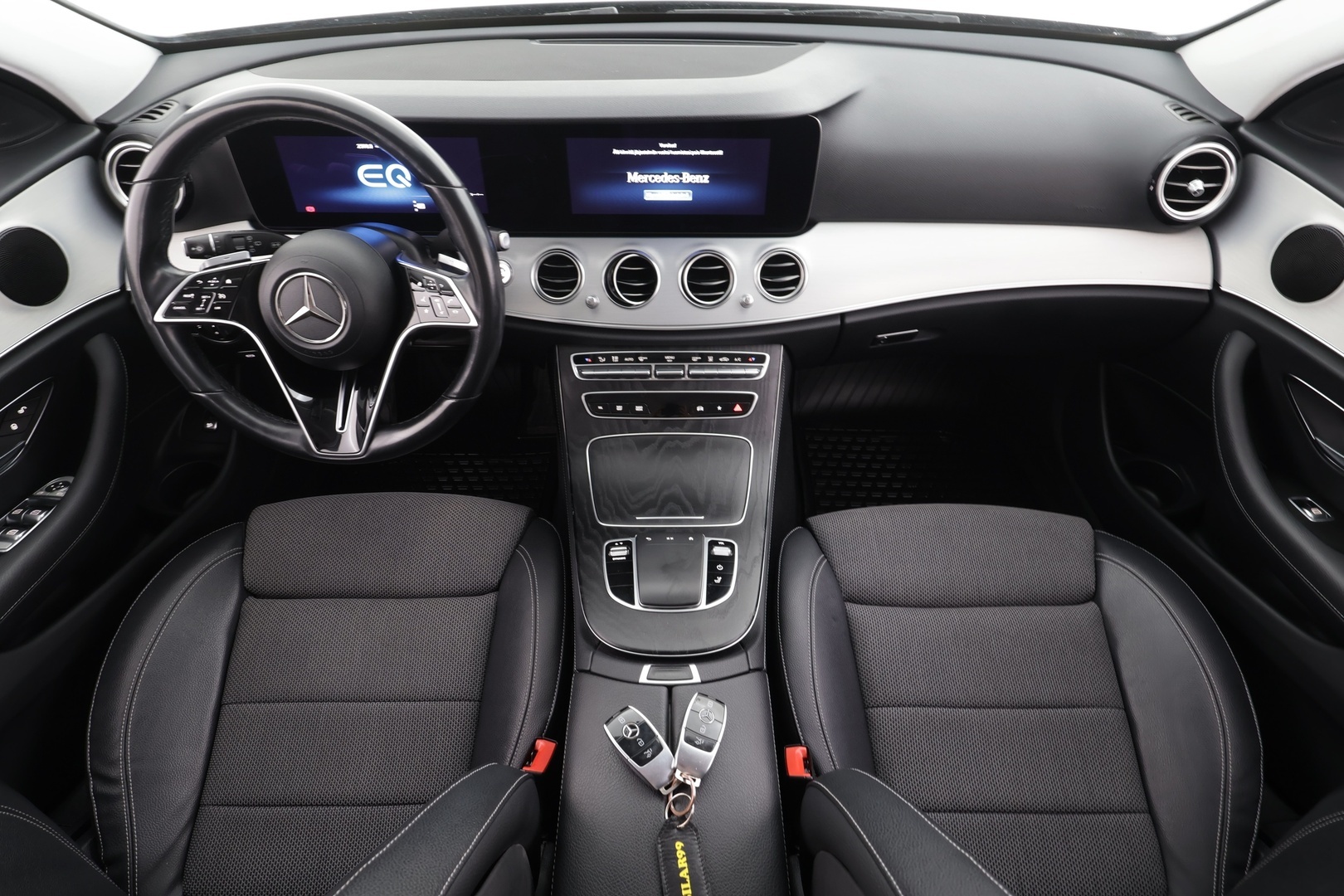 MERCEDES-BENZ E 2021