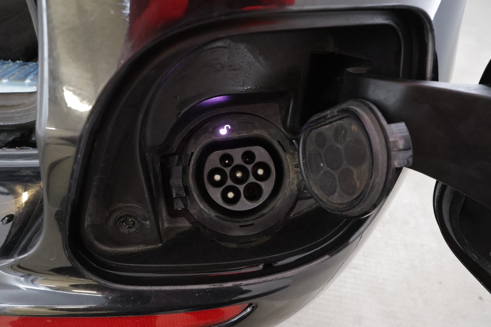 MERCEDES-BENZ E 2021