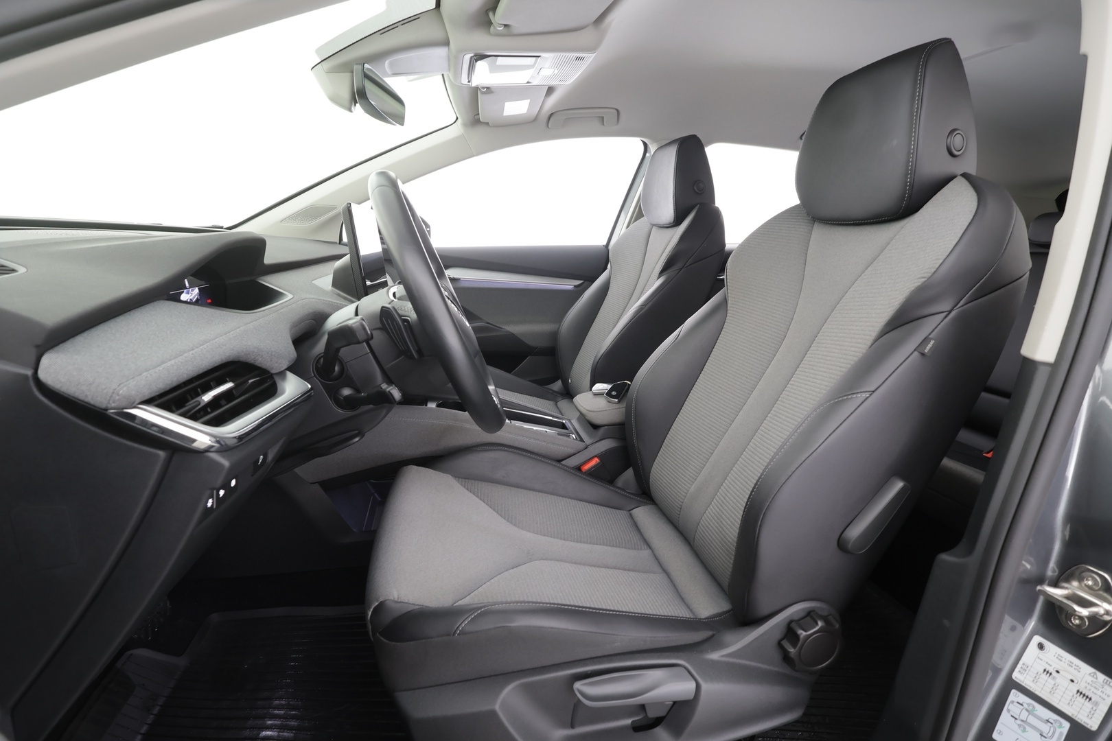SKODA ENYAQ 2023