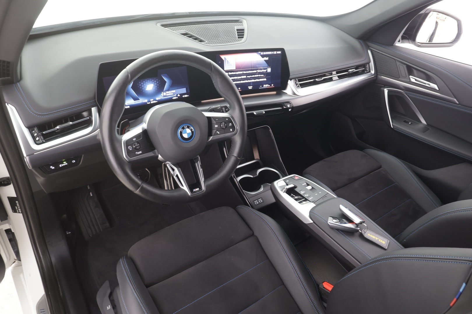 BMW iX1 2023