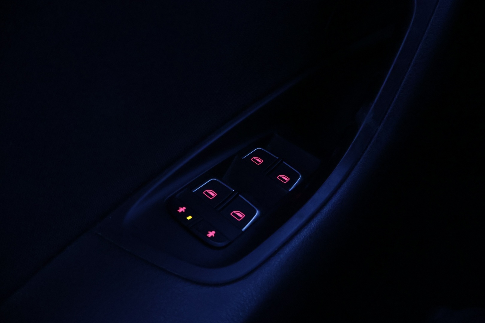 AUDI A6 2012