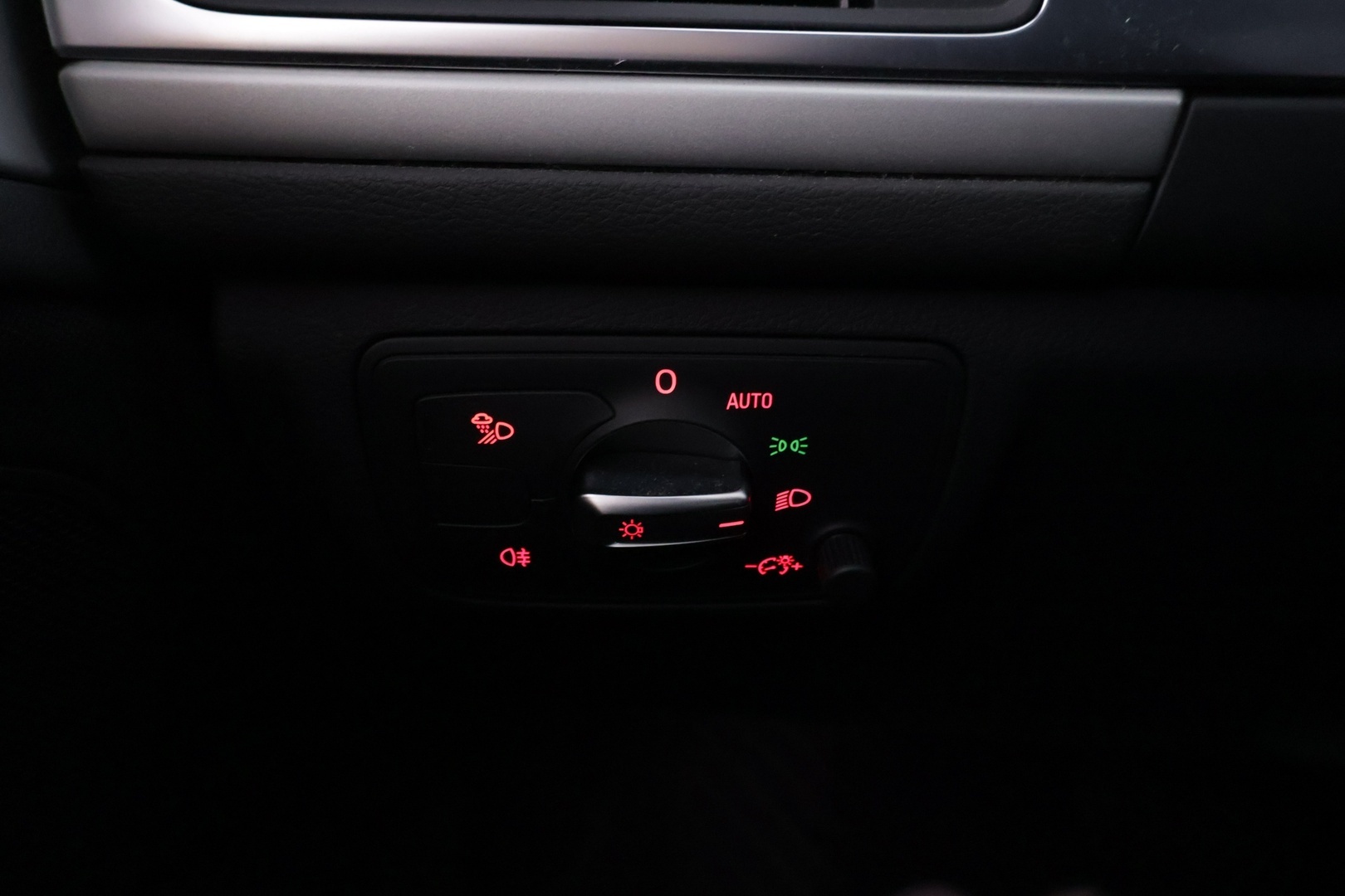 AUDI A6 2012
