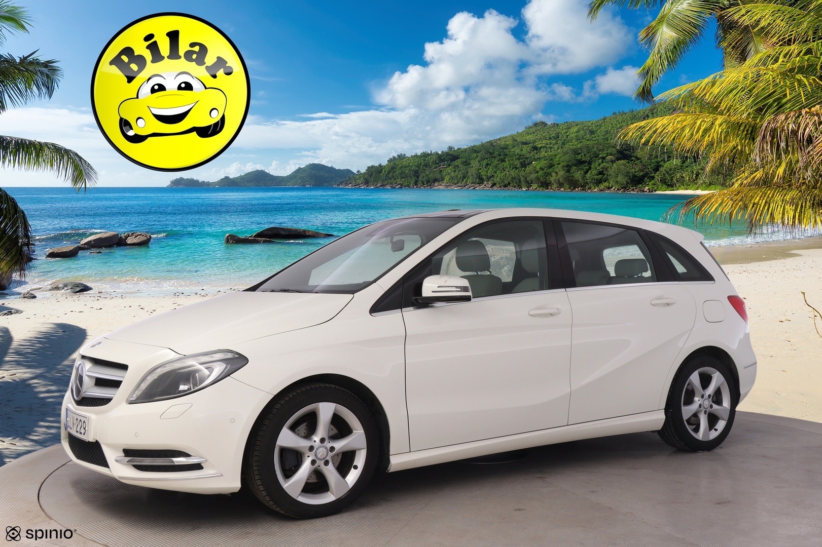 MERCEDES-BENZ B 2013