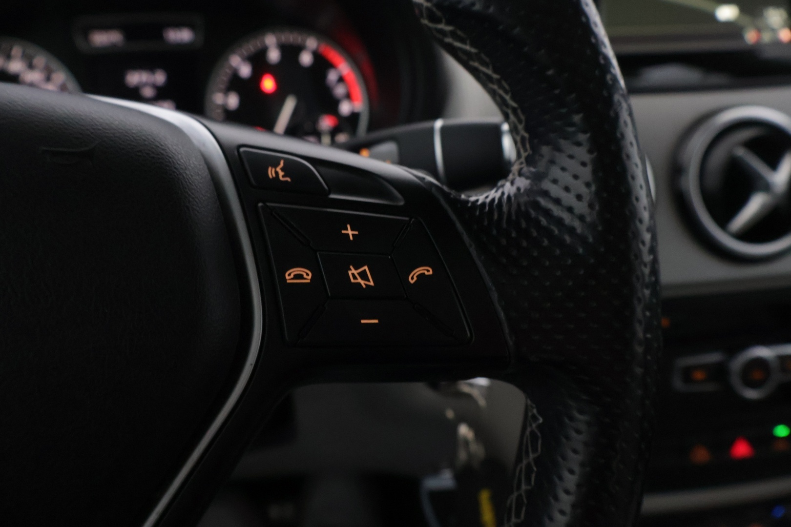 MERCEDES-BENZ B 2013