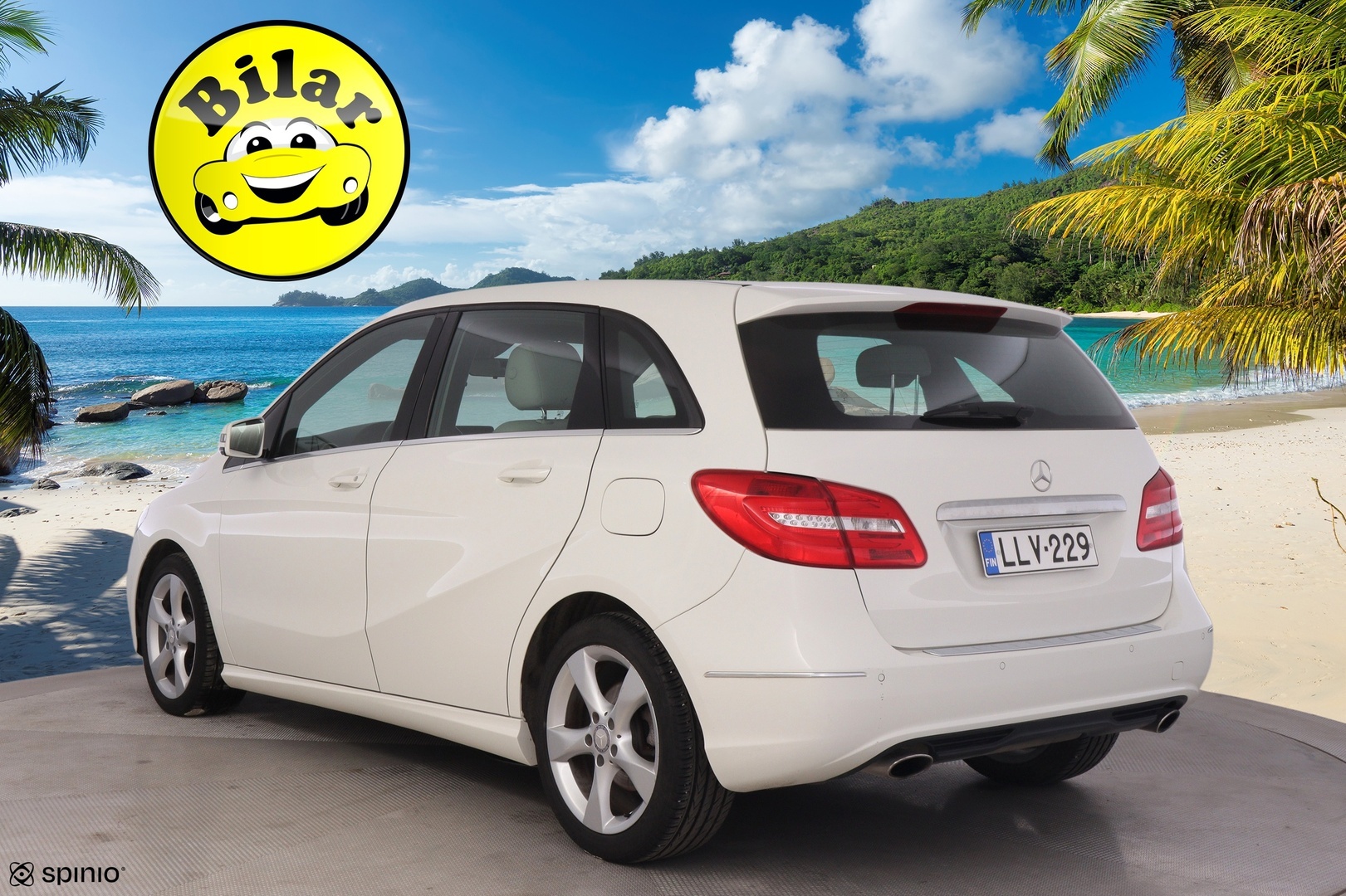 MERCEDES-BENZ B 2013