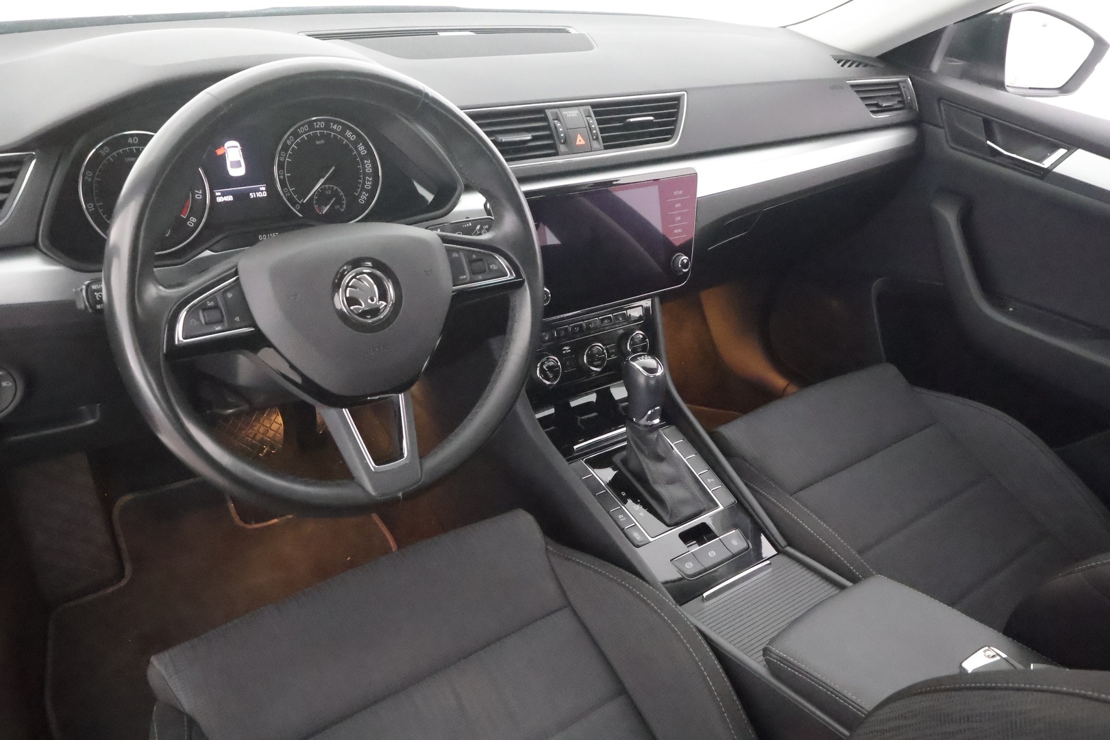 SKODA Superb 2019