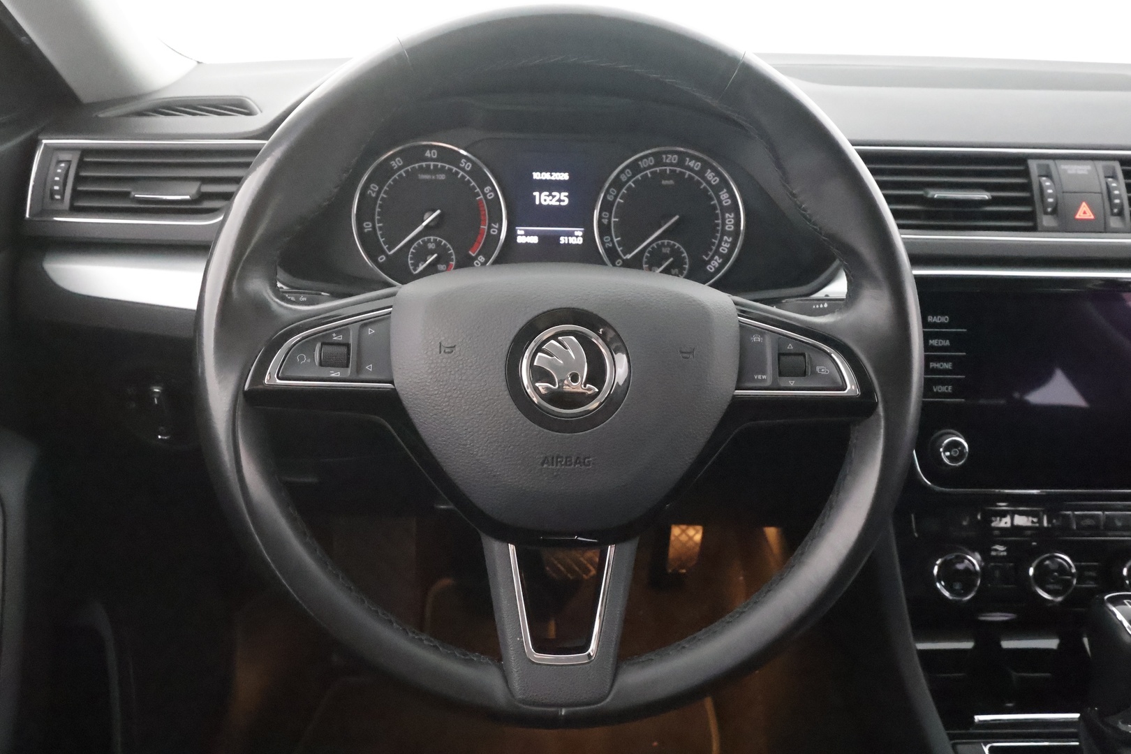 SKODA Superb 2019