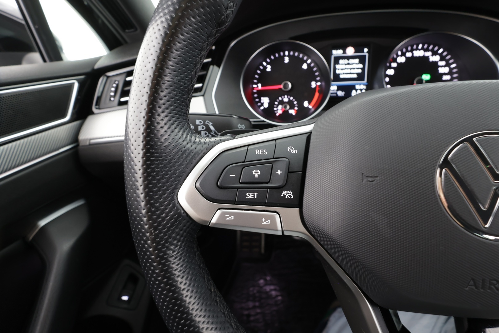 VOLKSWAGEN Passat 2021