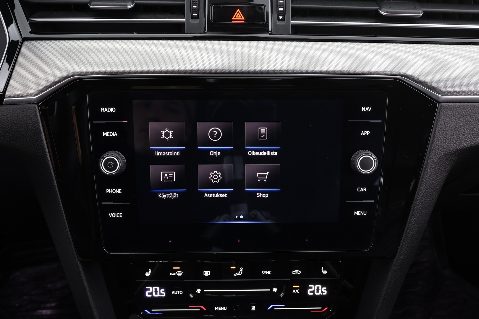 VOLKSWAGEN Passat 2021