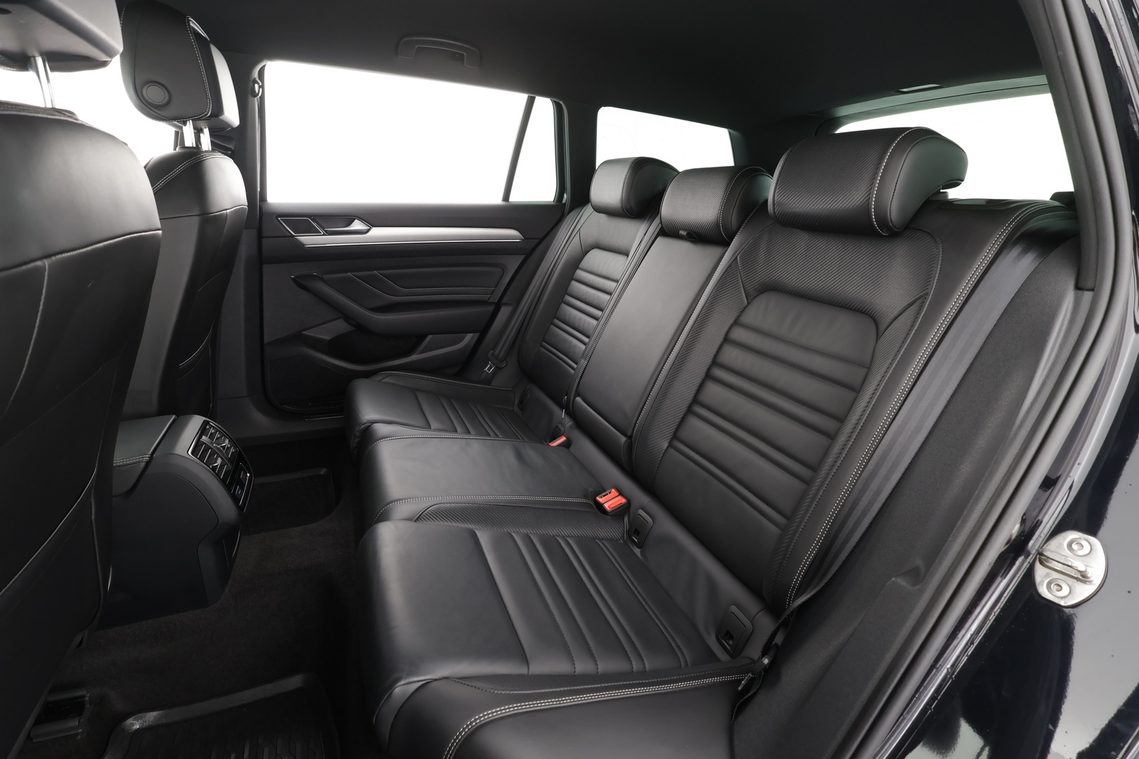 VOLKSWAGEN Passat 2021